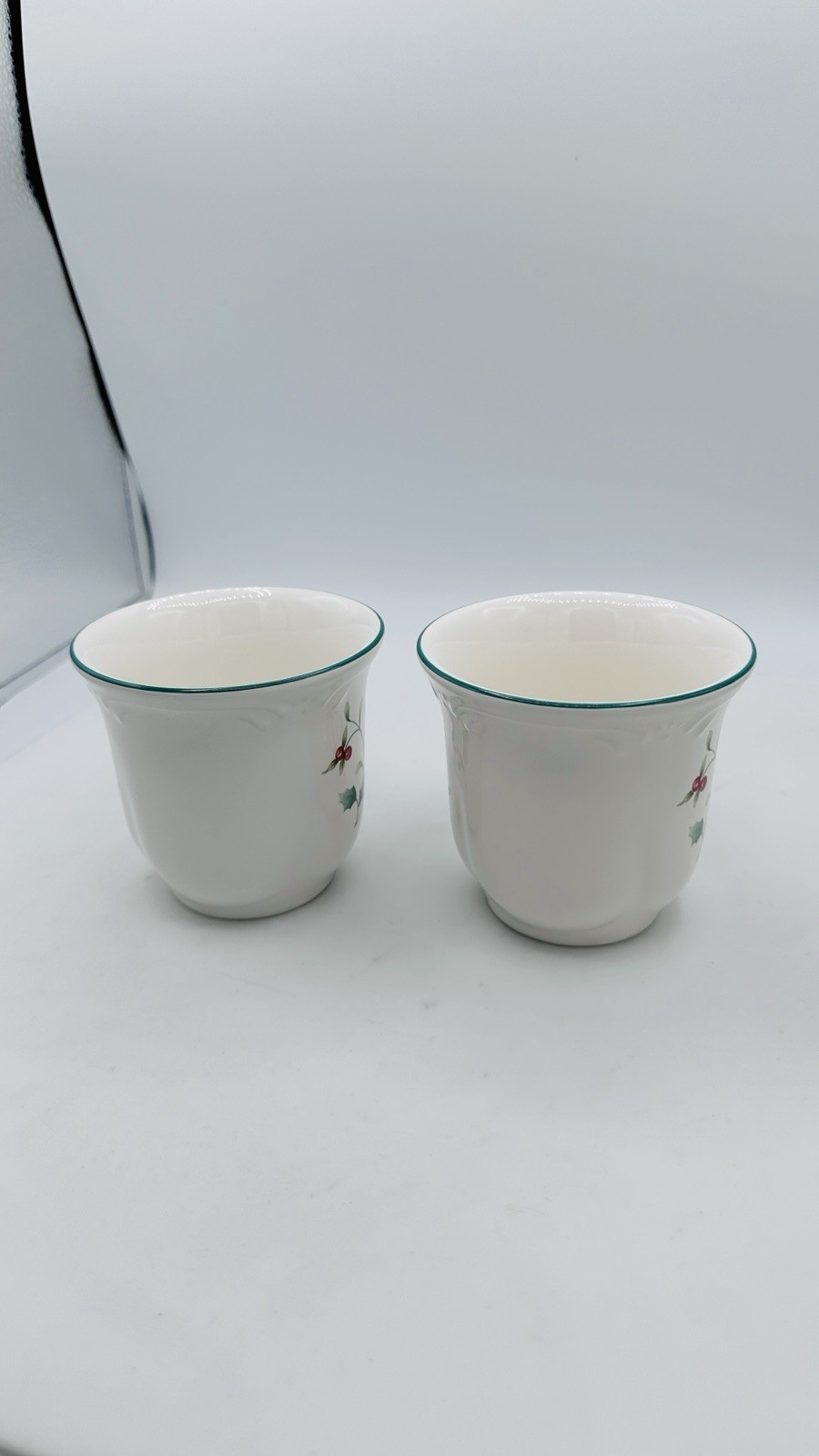 Pfaltzgraff Winterberry Set 4 Coffee Mugs Holly Berry Green Rim Stoneware