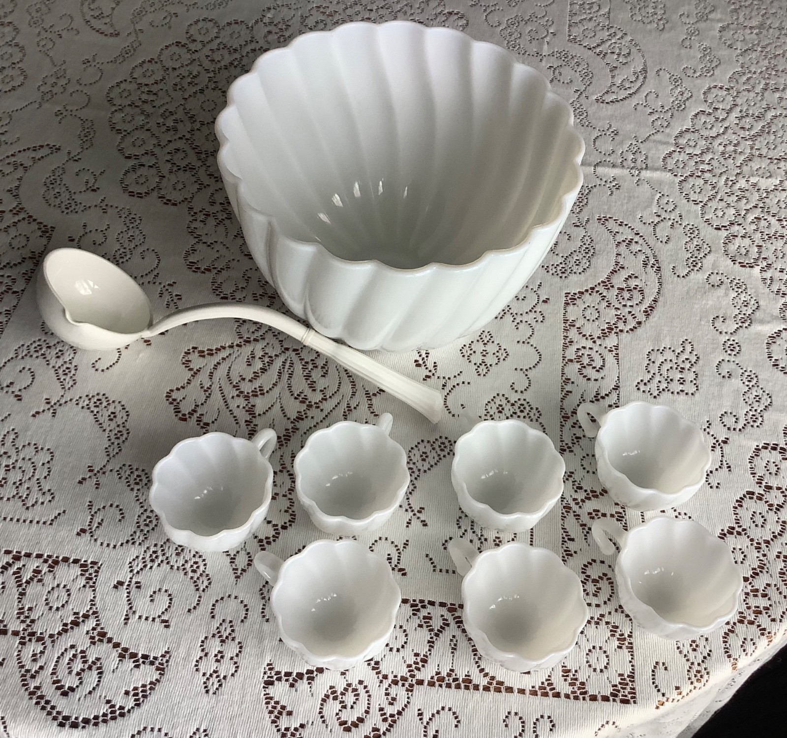 Vtg Hazel Atlas Milk Glass Alpine White Swirl Punch Bowl 12 Cups W Vtg Ladle