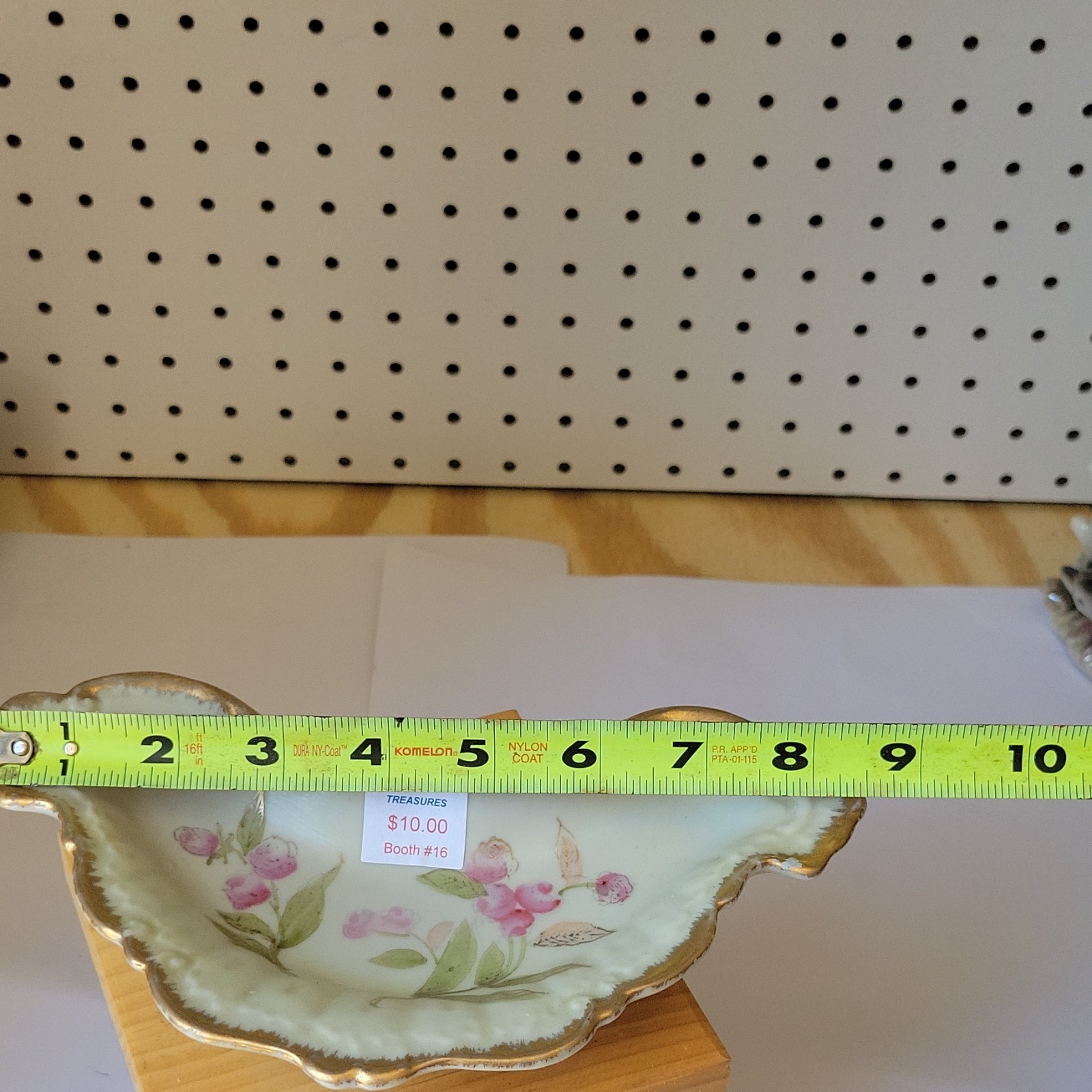 Floral Porcelain Oval Bowl Gold Trim Scalloped Rim 8.5″ Long White Pink Green