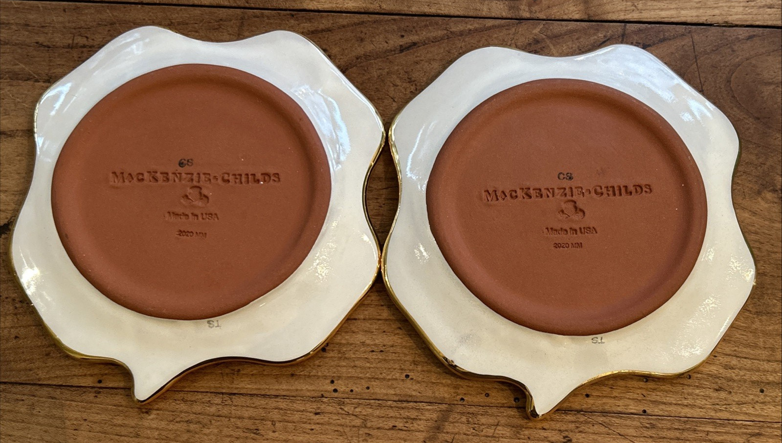 PAIR (2) MACKENZIE CHILDS SHAMROCK COURTLY LUCKY CHECK FOUR-LEAF CLOVER DISHES