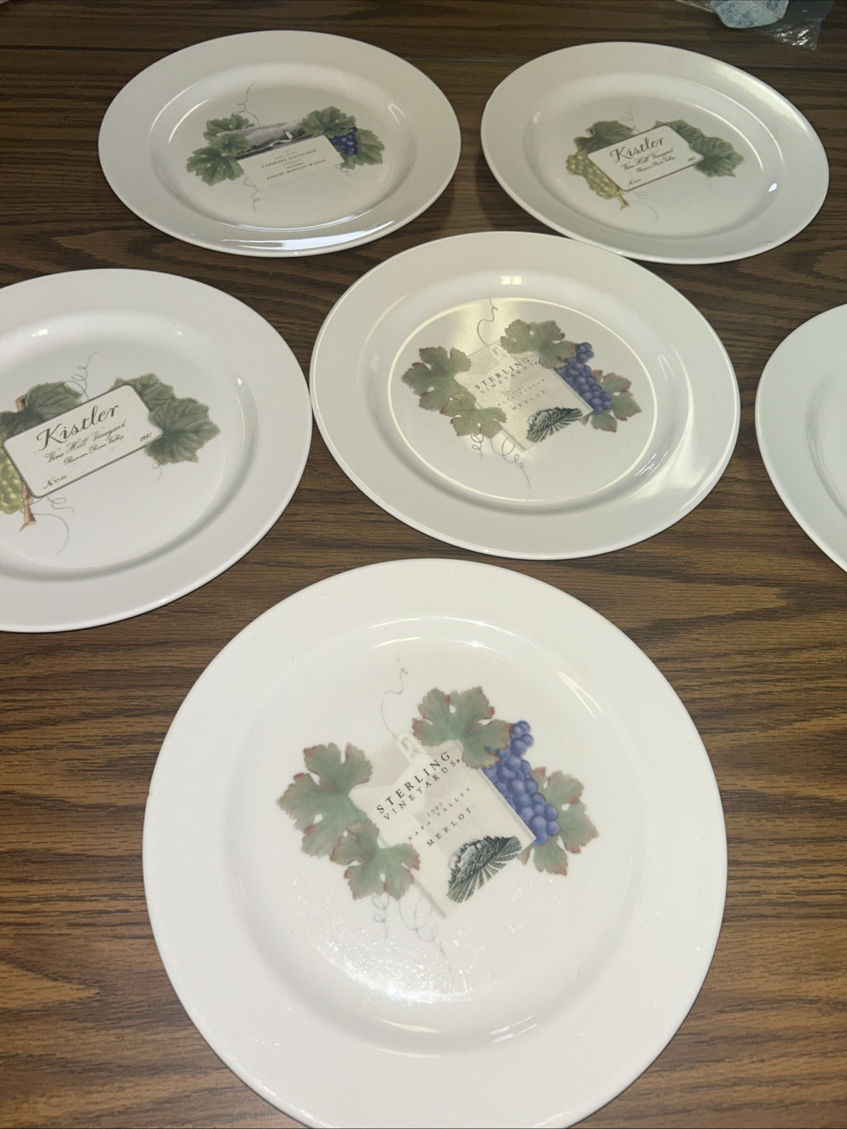 6 Wedgwood Grand Gourmet Vintage Collection Wine Theme 10″ Dinner Plates 1999
