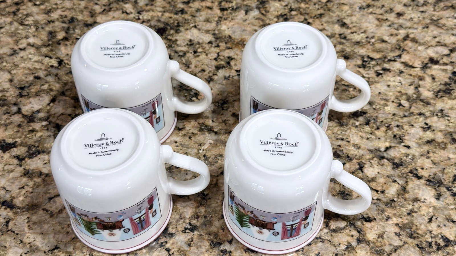 Villeroy & Boch Naif Christmas Mugs Set of 4 Luxembourg Fine China 3-5/8” Unused