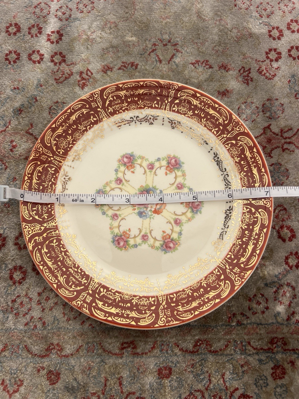 TRIUMPH SEBRING POTTERY ROYAL FORTUNE RED WARRANTED– 22K TRIM DESSERT PLATE 7”
