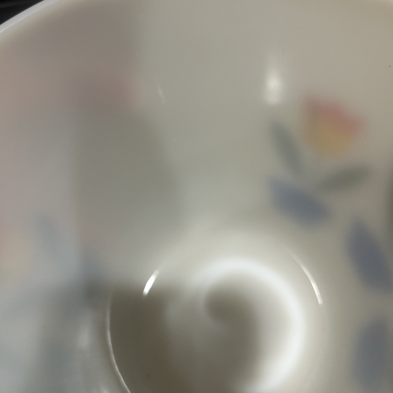 Vintage Fire king tulip mixing bowl set Of 4 🔥🔥🔥