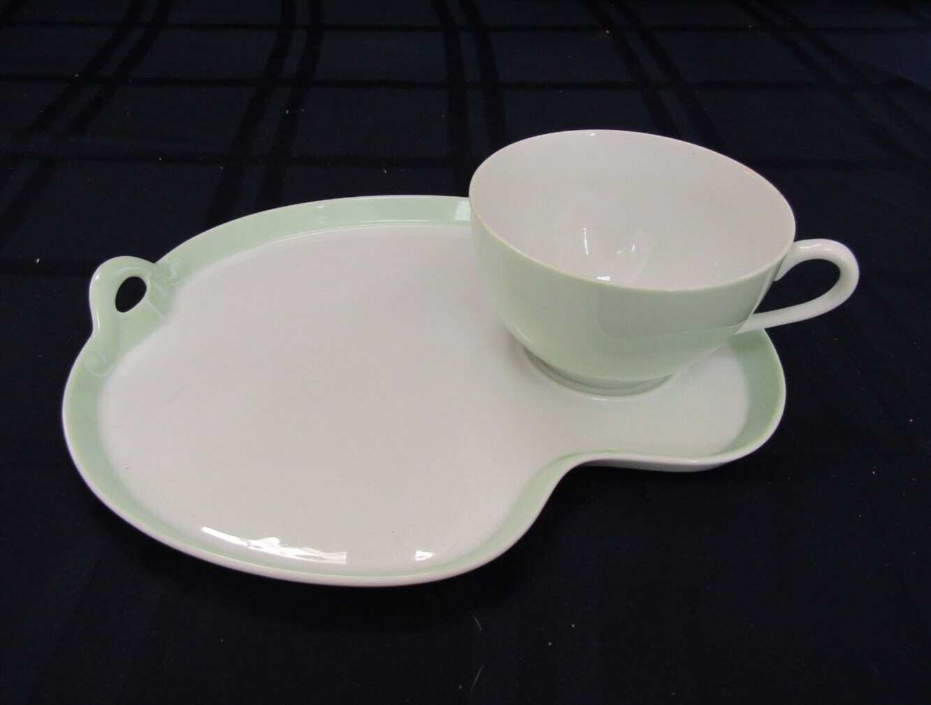 Noritake Green & White Porcelain Asymmetrical Shape Snack Plate & Cup Set