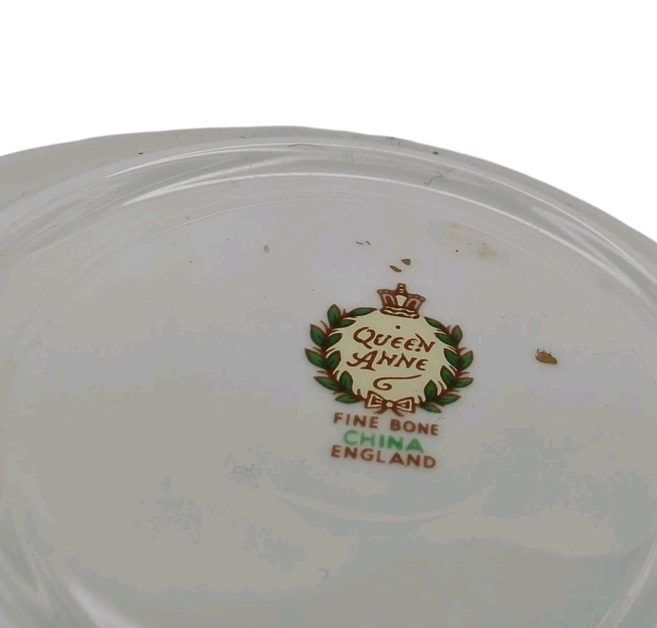 QUEEN ANNE Rotal Visit Canada June 1959 Cup Saucer 5825 Fine Bone China ENGLAND
