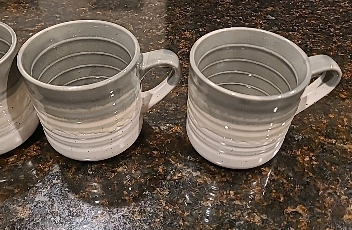 SET (4) Baum HEARTH Drip Glaze Gray Stoneware 15 oz Coffee Mugs