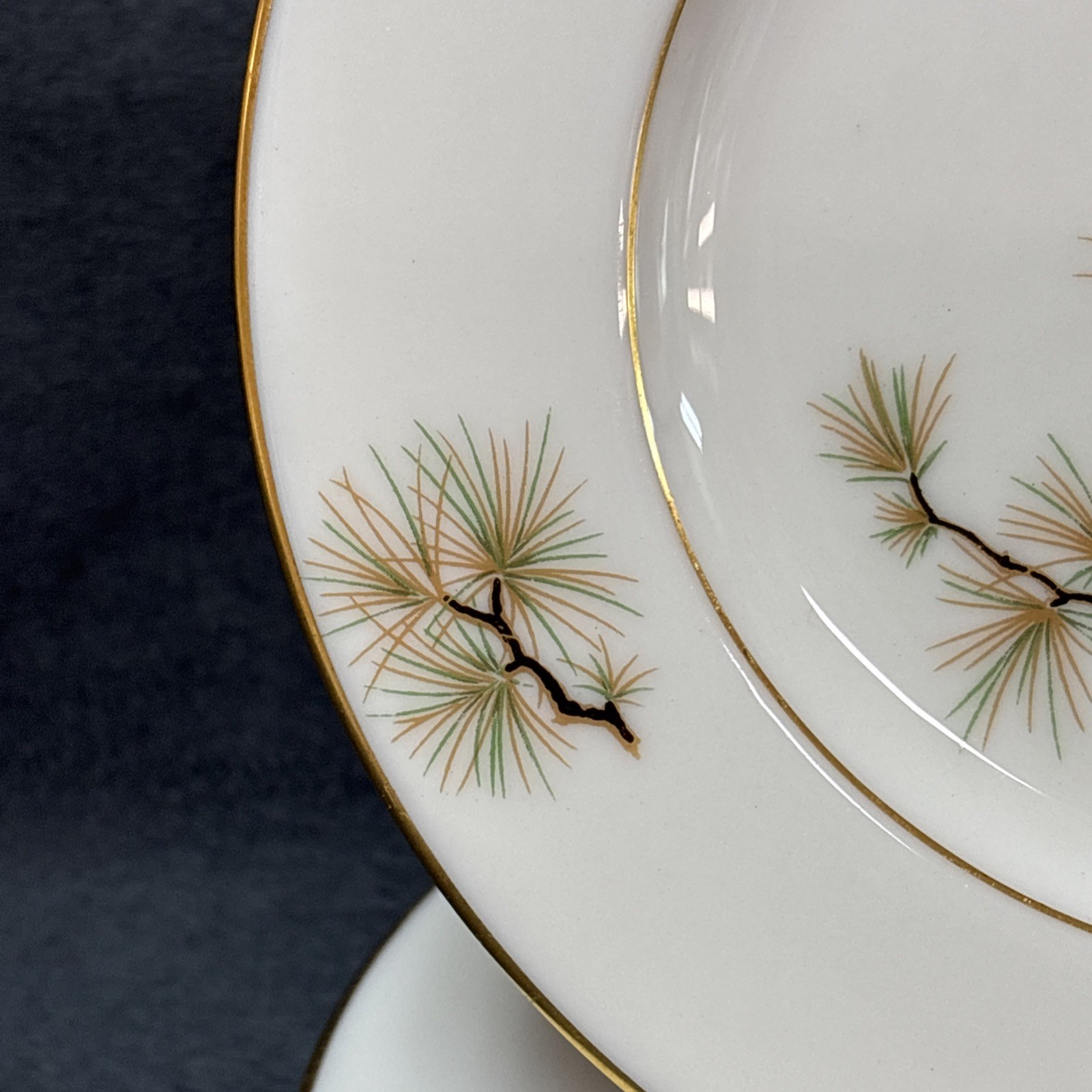 Lenox PINE Bread Plate 5 1/4 Inches