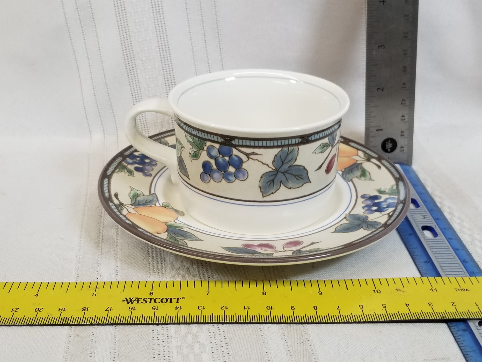 USED UTENSIL MARKS Mikasa Intaglio Garden Harvest Coffee Tea Cup with Saucer
