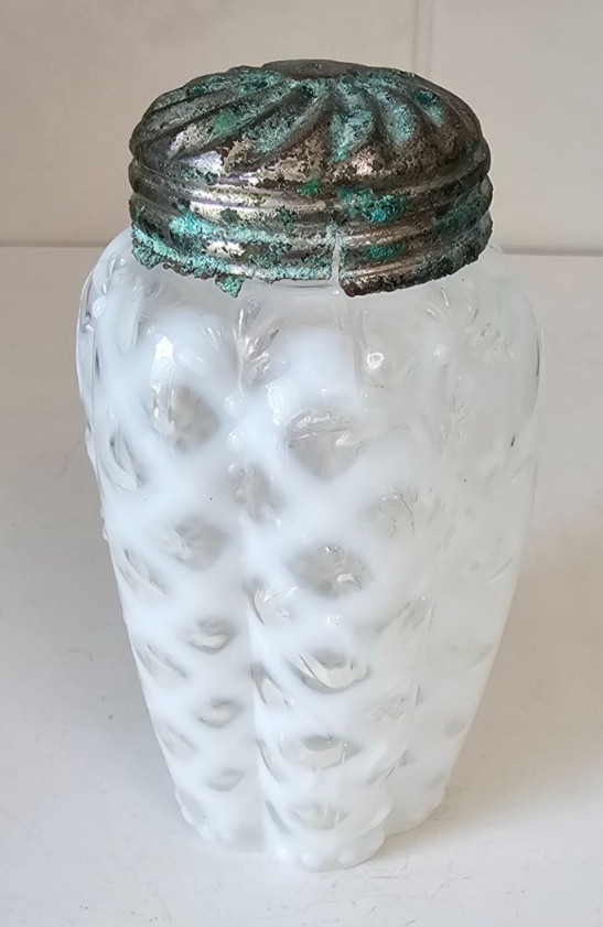 EAPG Victorian Glass Salt Pepper Shaker Opalescent White Ribbed Lattice