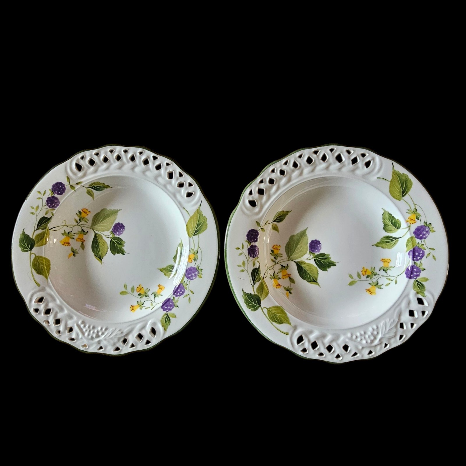 Brunelli Tiffany Reticulated Rim Blackberries Soup Bowls ITALY Set of 2 CLEAN