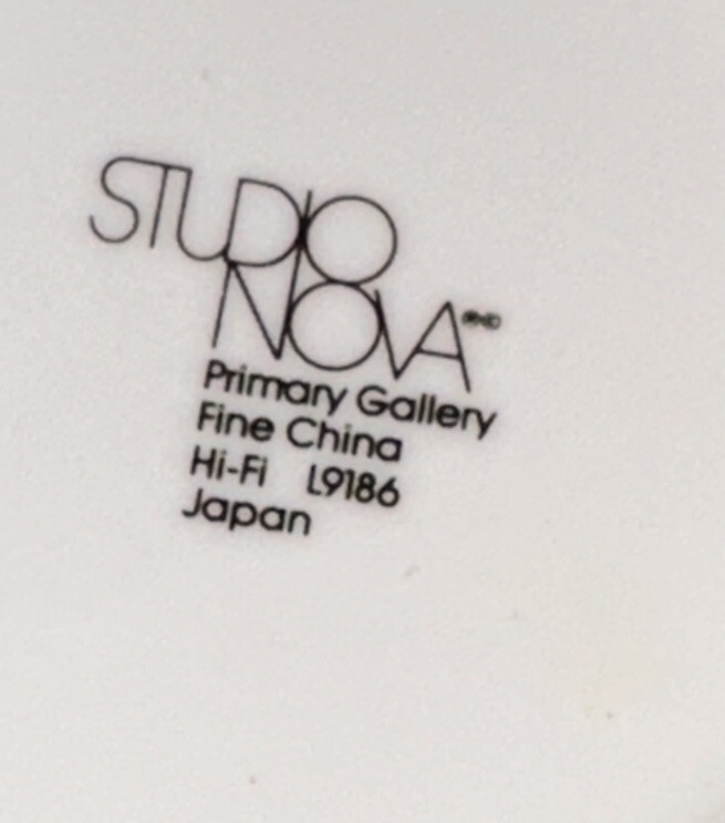 STUDIO NOVA Hi-Fi # L9186 CoffeeCups *Porcelain * MINT Condition * 2-pcs