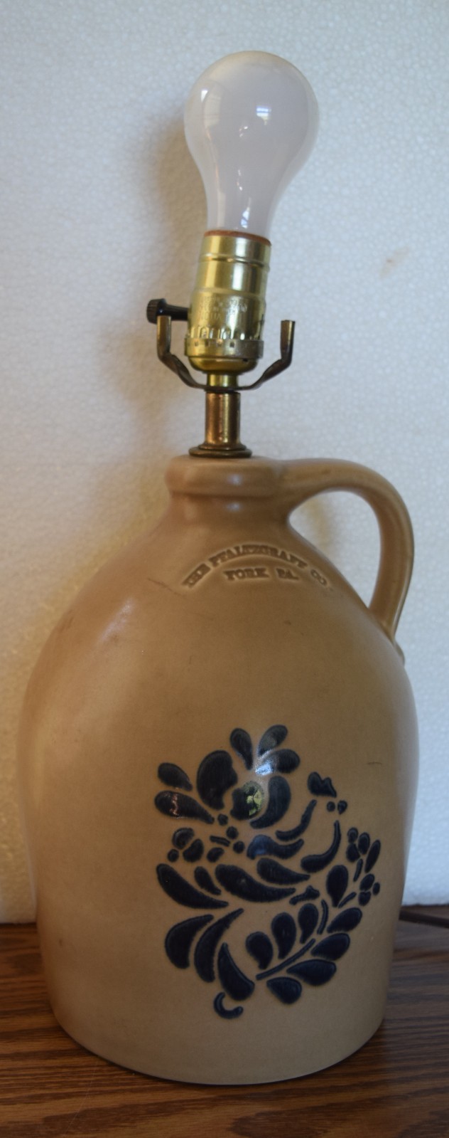 Pfaltzgraff Folk Art Pattern 20 1/4″ Tall Table Top Jug Lamp