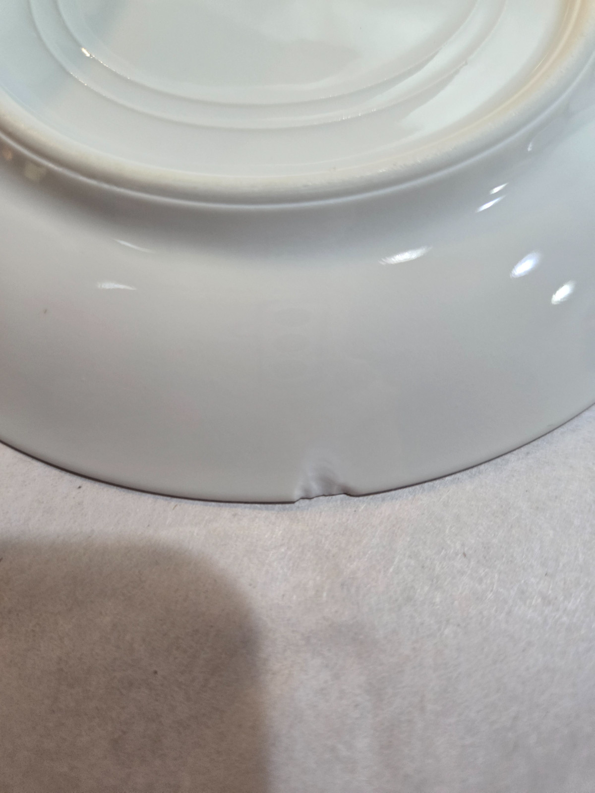 Noritake M series White Porcelain Saucers with Gold Trim 5 1/2 inches Set of 9