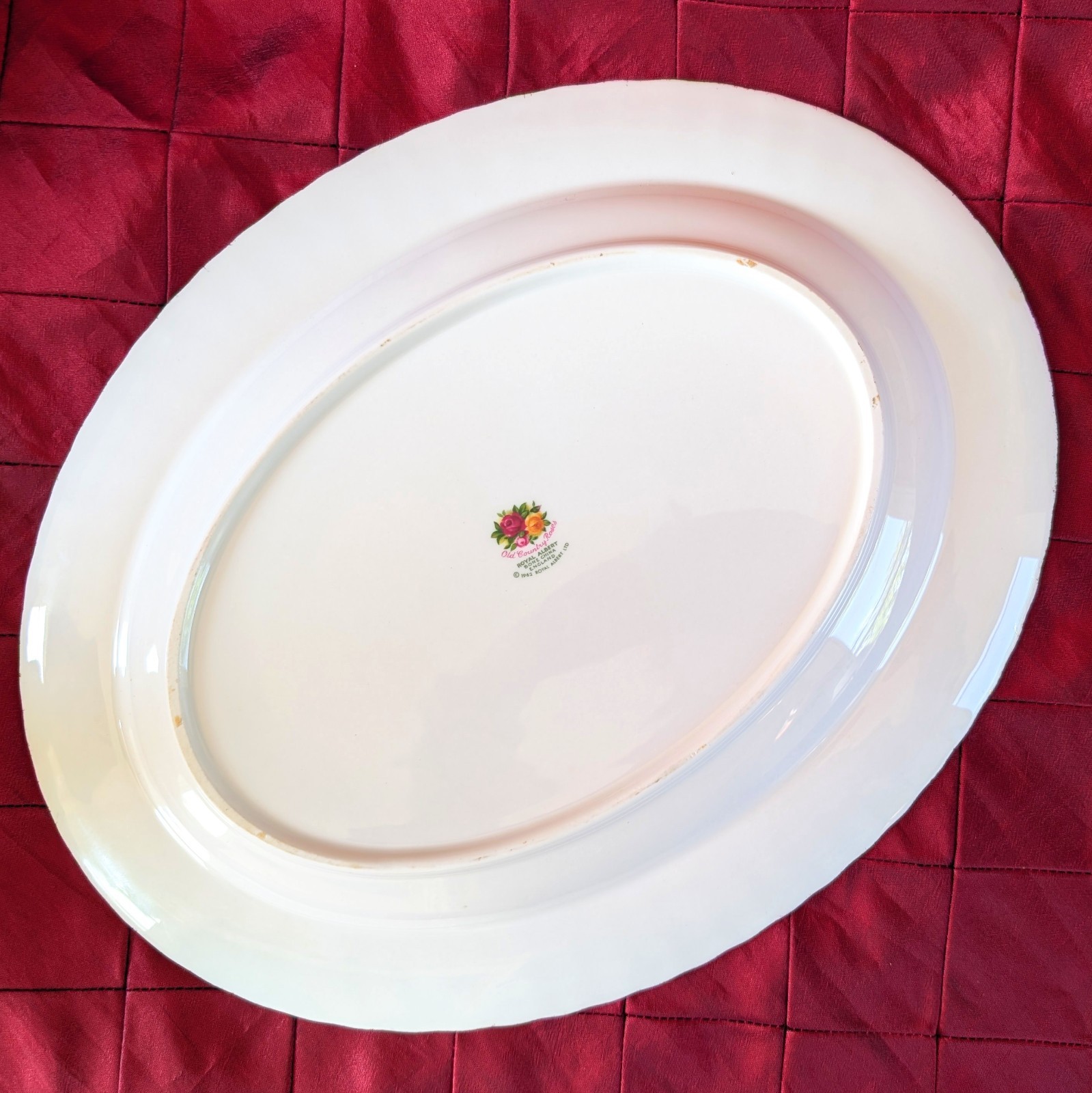 Perfect 1962 Royal Albert Old Country Roses 9″ Oval Vegetable Serving Bowl Dish
