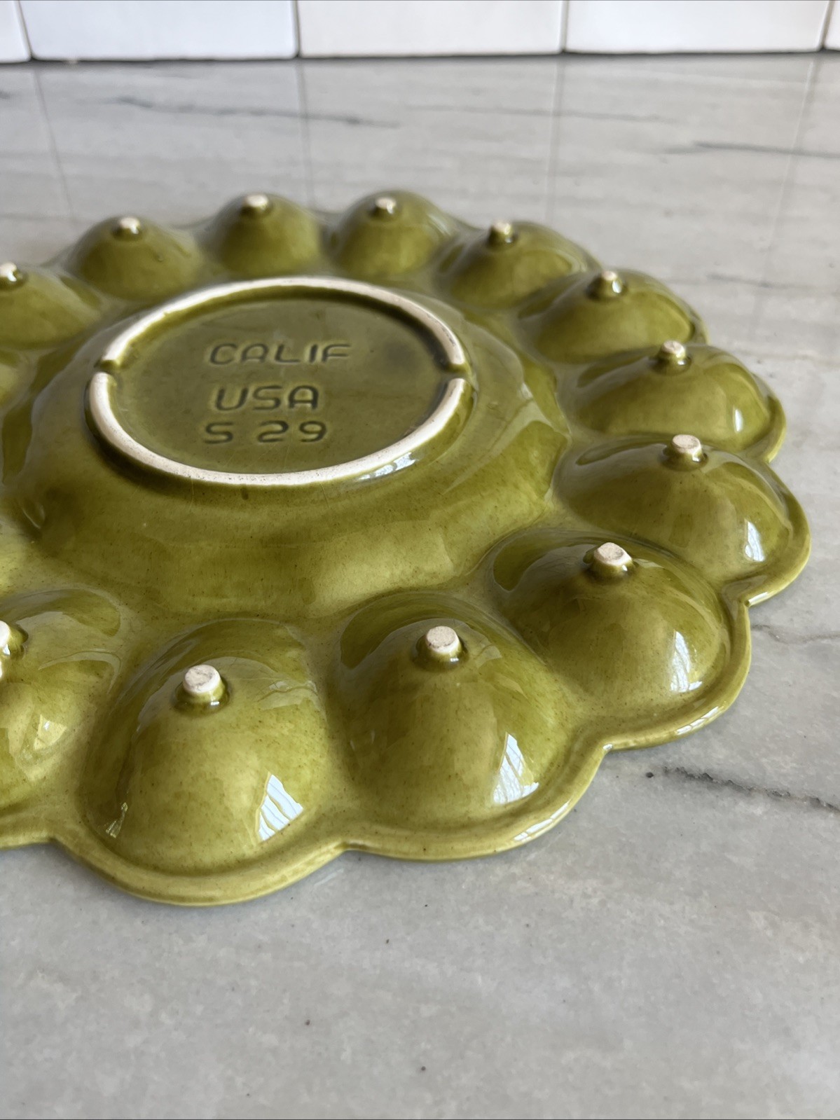 Vtg. California Pottery Deviled Egg Platter Olive Green Hen Chicken S29 USA