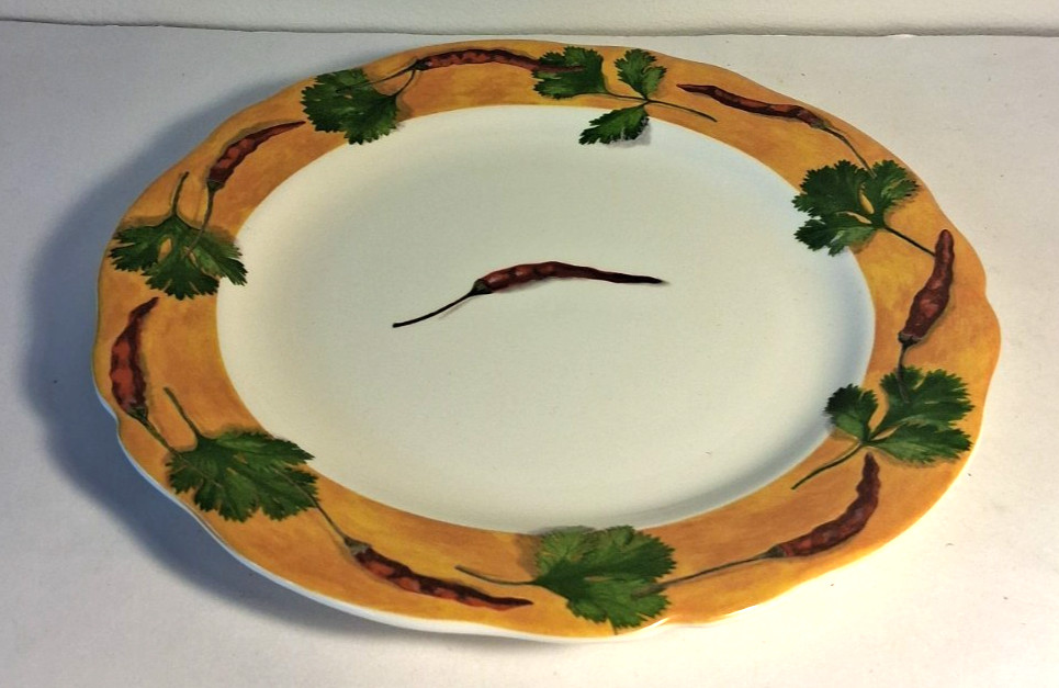 Gien France Poivre Et Sel Red Pepper Design 8 3/4″ Salad Plate Scalloped Edge