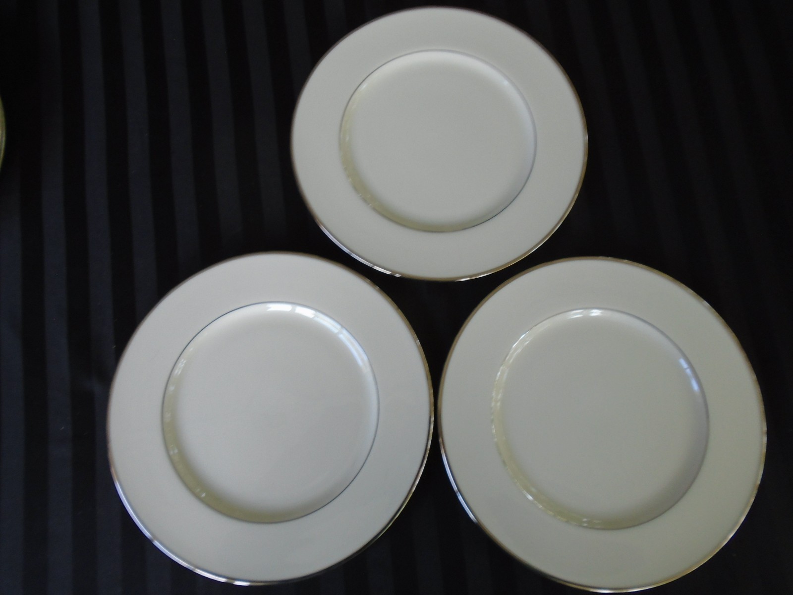 C-1000 3 Lenox Montclair Ivory 10 5/8″ Dinner Plates with Platinum Trim