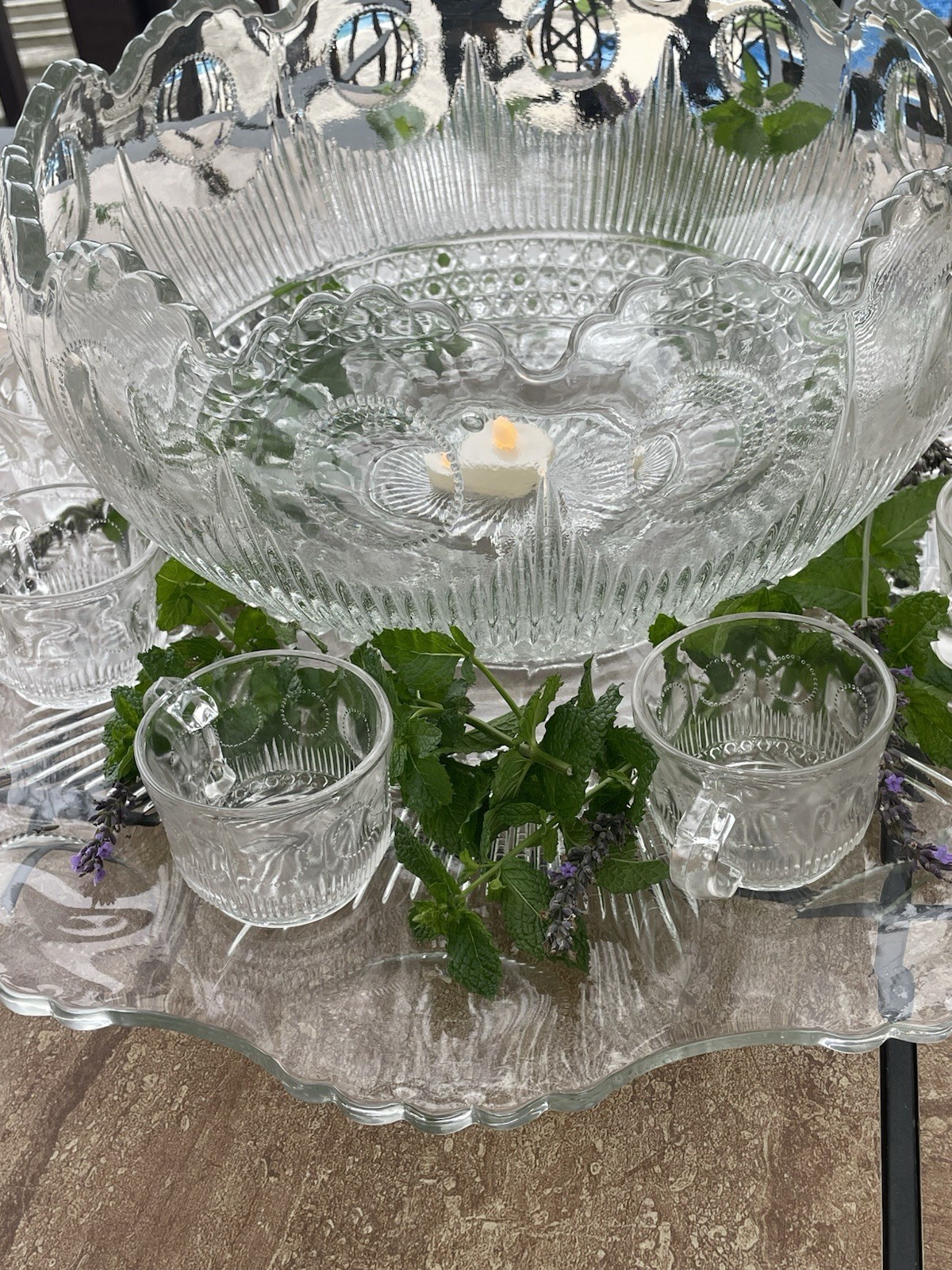 Vintage Tiffin Franciscan Bullseye Punch Bowl, Huge Plate, & 15 Cups. 30lbs