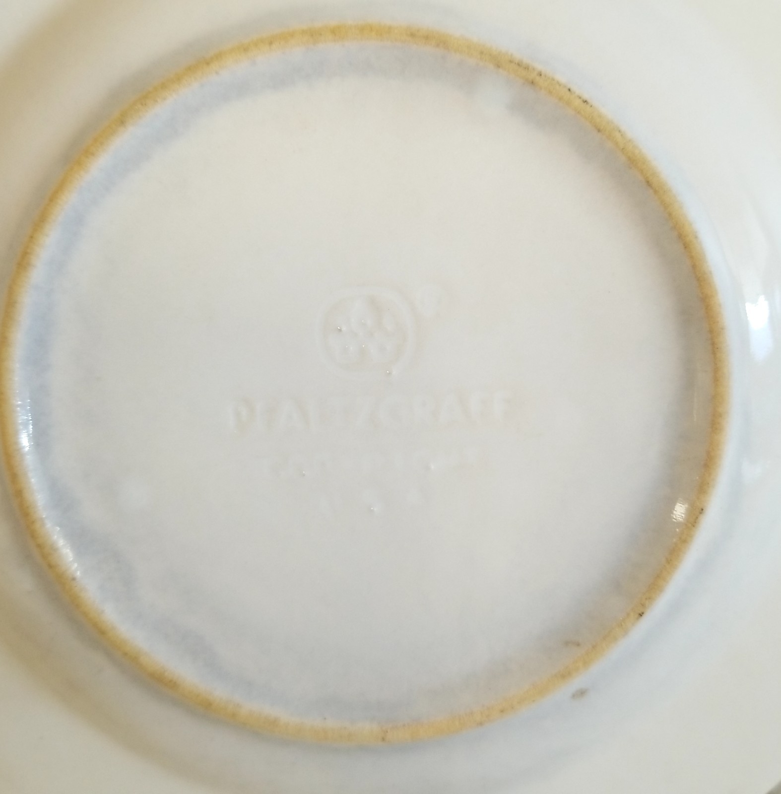 Pfaltzgraff Pearl brocade White Embossed Salad/Side Plates 7.25″ Set of 4