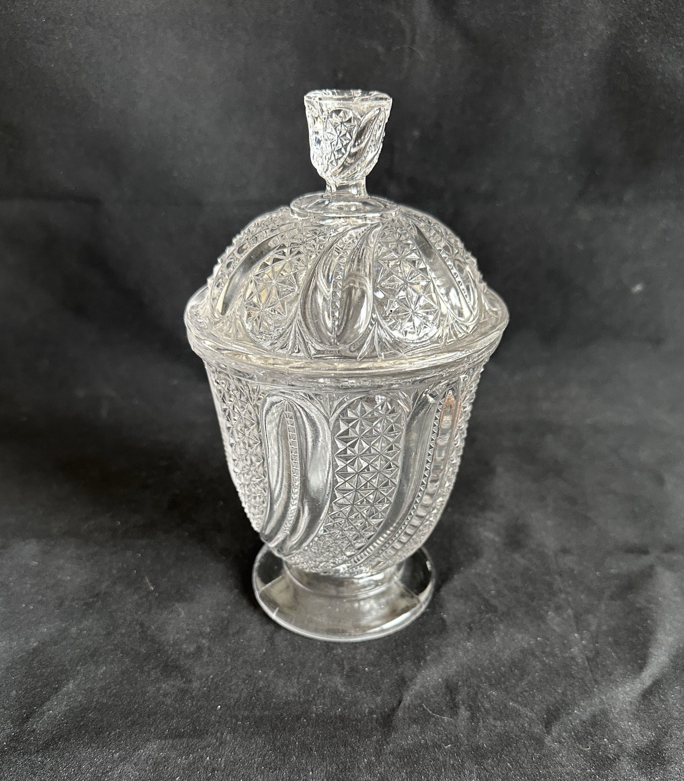Antique McKee Glass Lidded Sugar Bowl EAPG Doric Swirled Feather Pattern c. 1896