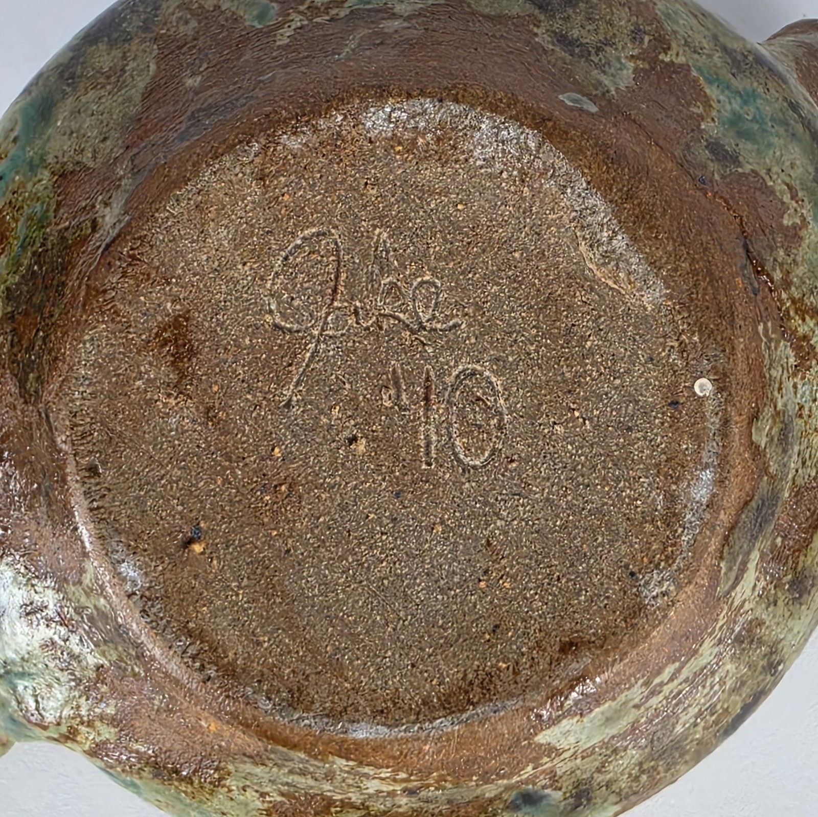Art Pottery Stoneware Hand-thrown Tea Pot w/Lid Signed Jake ’10 – 6.5″ x 5″ x 4″
