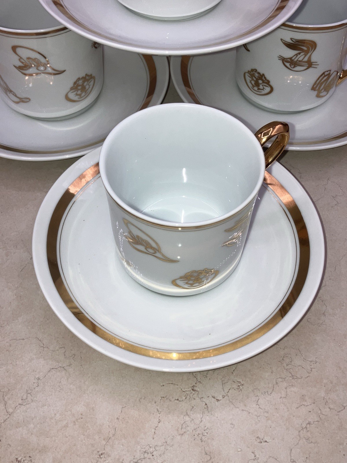 Vintage 1994 Looney Tunes 4 Demitasse Cups And 4 Saucers By After 6