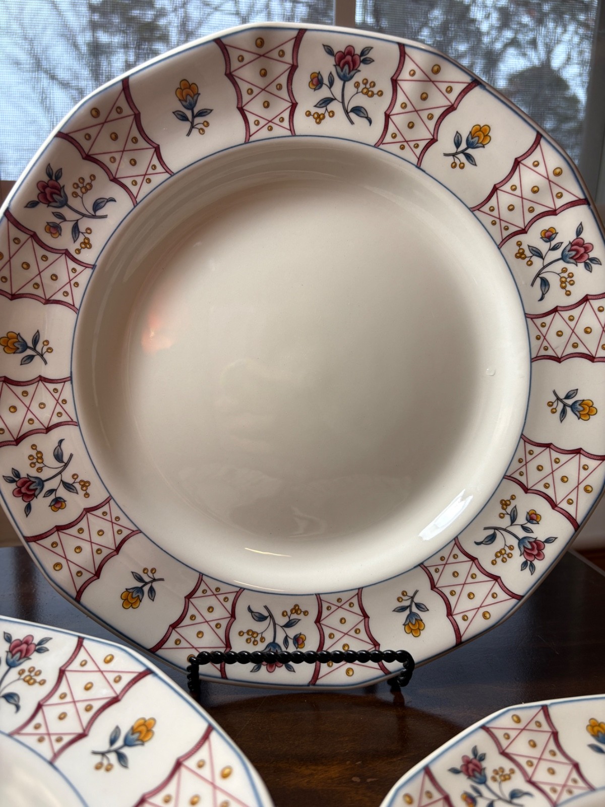 6 Dishes – Adams English Ironstone Anita Pattern 4 Dinner & 2 Salad Plates