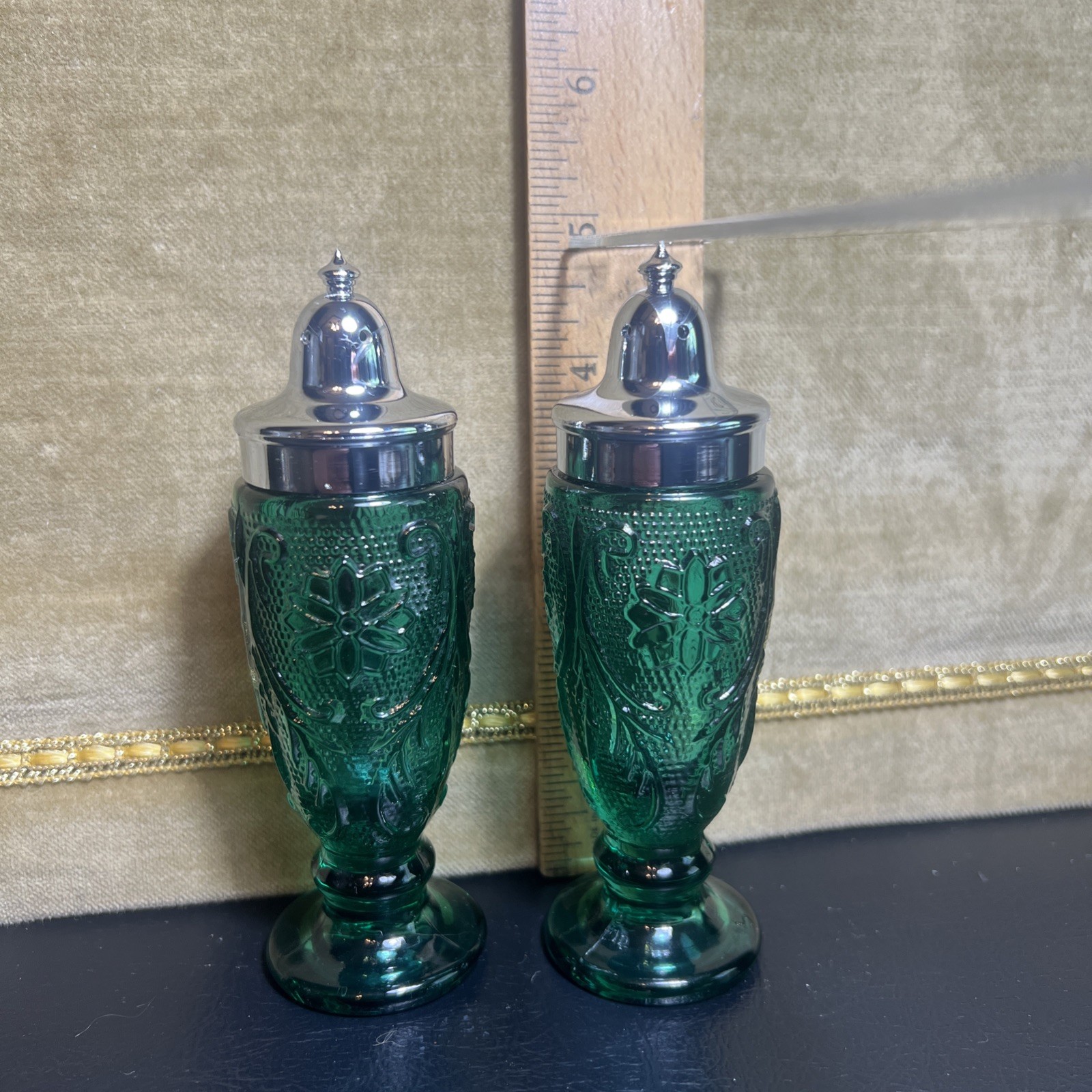 Indiana Glass Tiara Sandwich Pattern Spruce Green Vtg Salt Pepper Shaker Set