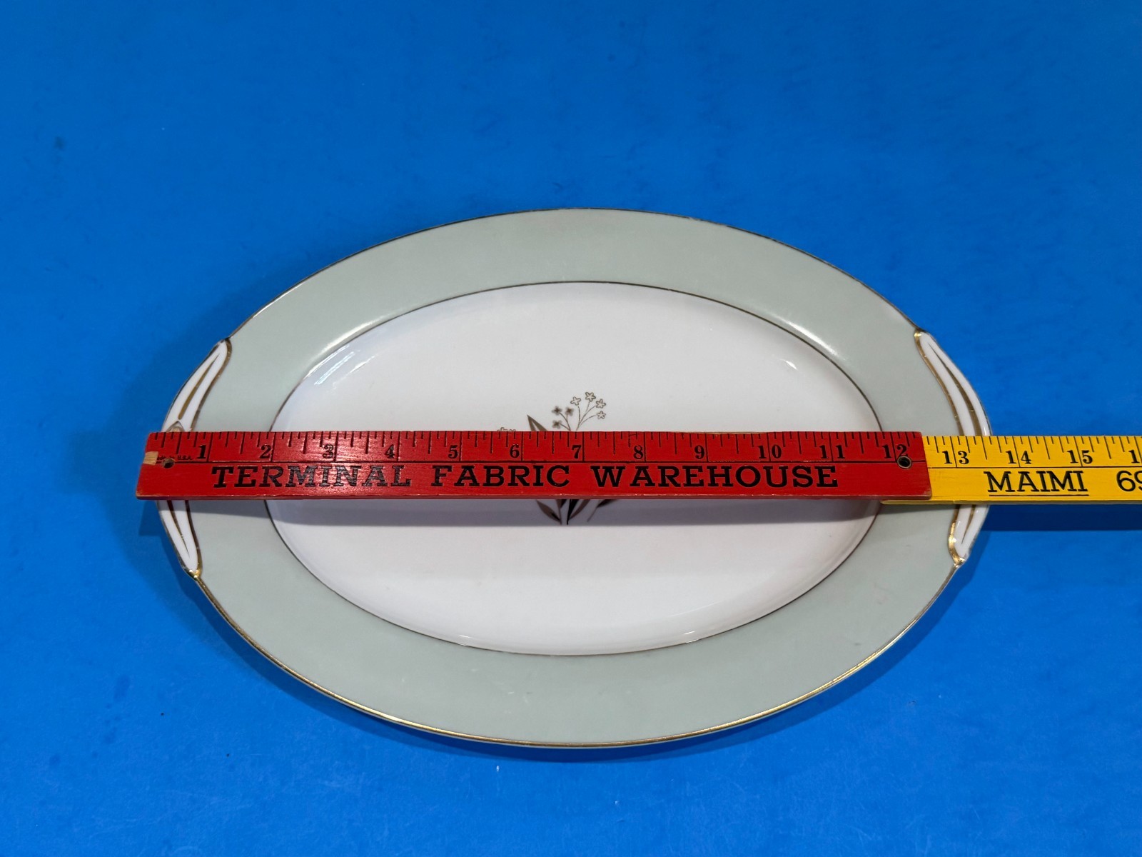 VTG Noritake Carlisle Oval Platter 5544 Green White Gold Trim Floral Ctr *READ*