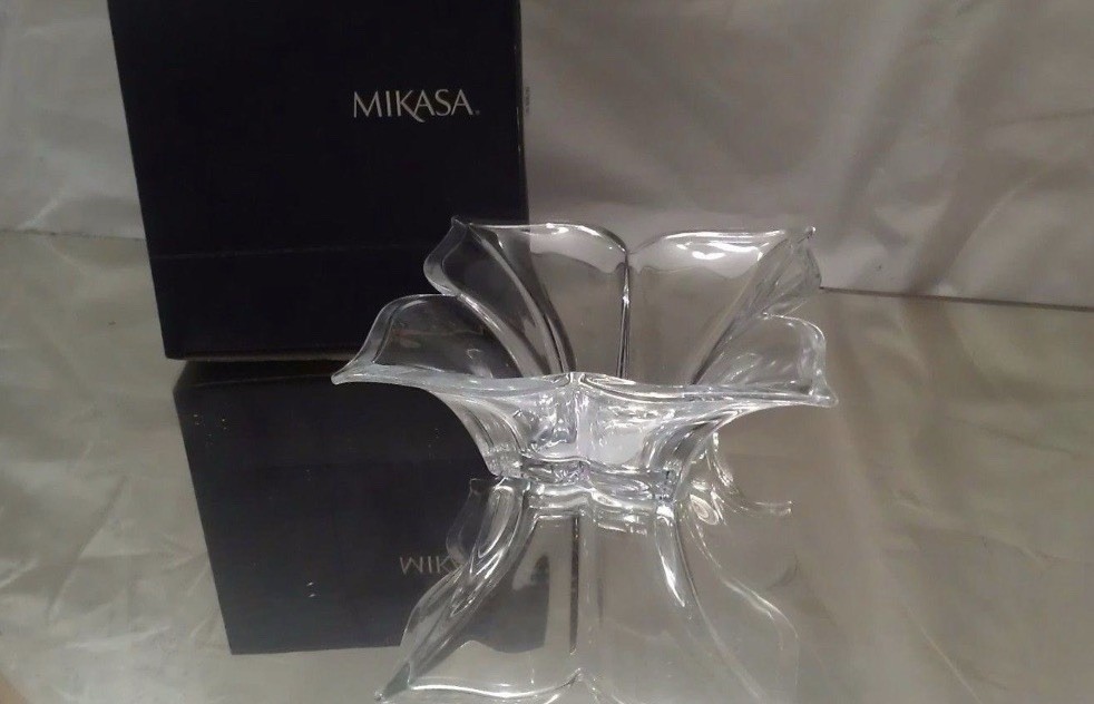 Mikasa Crystal Bowl Candy Dish FLORAL VT215/210 7″ GLASS NEW WITH BOX CZECH REP.