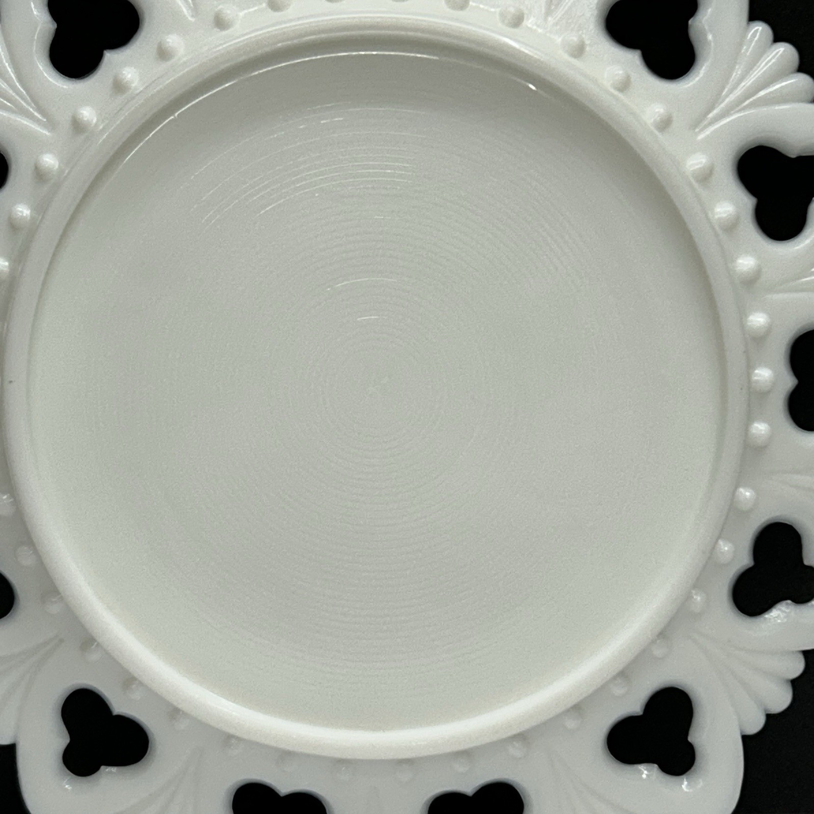 Kemple Milk Glass Plate “Shell & Club” Open Lace Border with Fruit Transfer VTG
