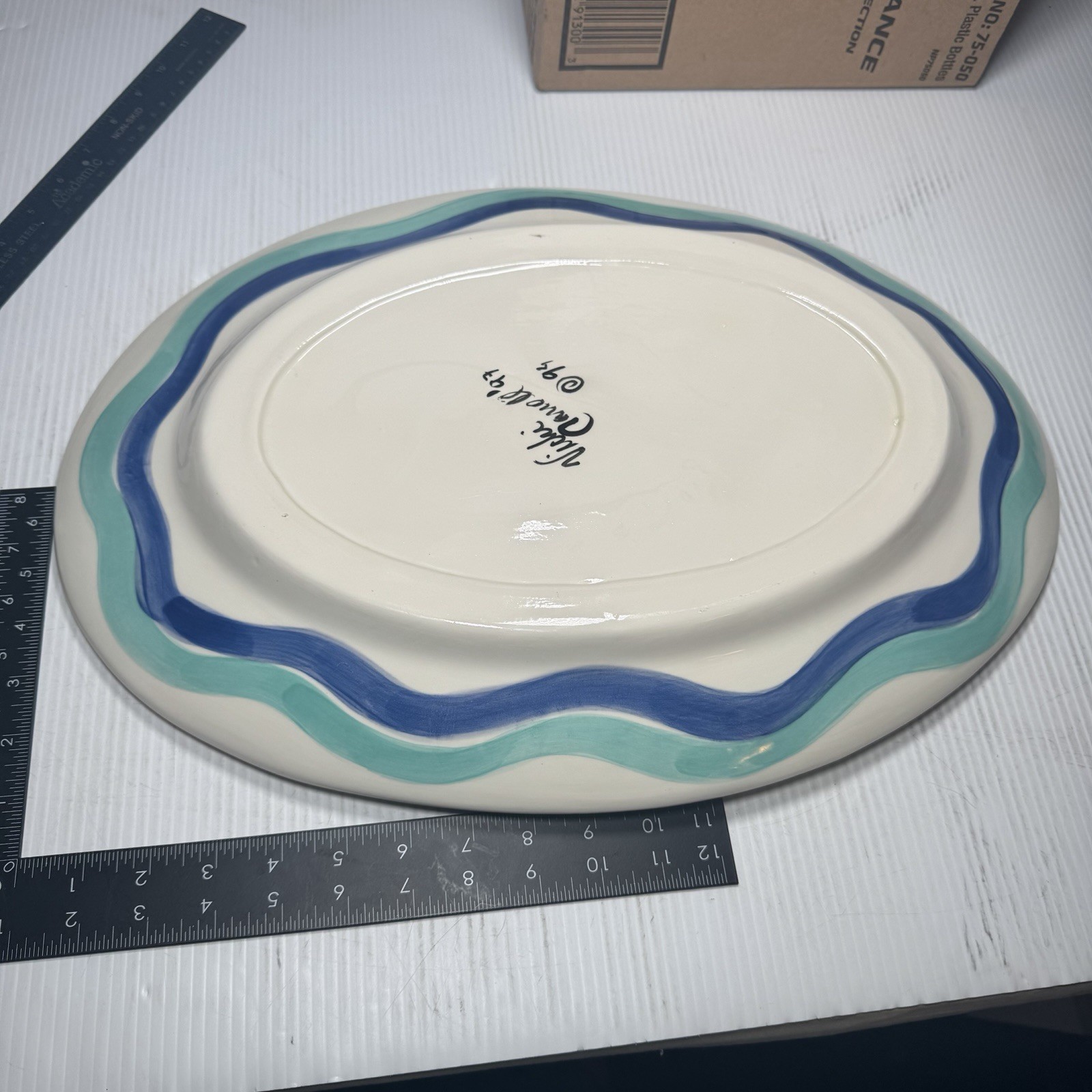 Vicki Carroll Pottery Signed 1994 SPLISH SPLASH 12″ Oval Serving Platter Fish