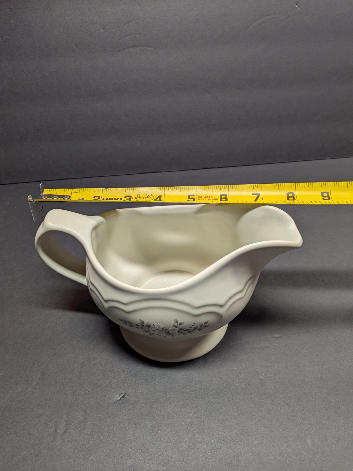 Vintage Pfaltzgraff Gravy Server 436 Clean/Great Condition.