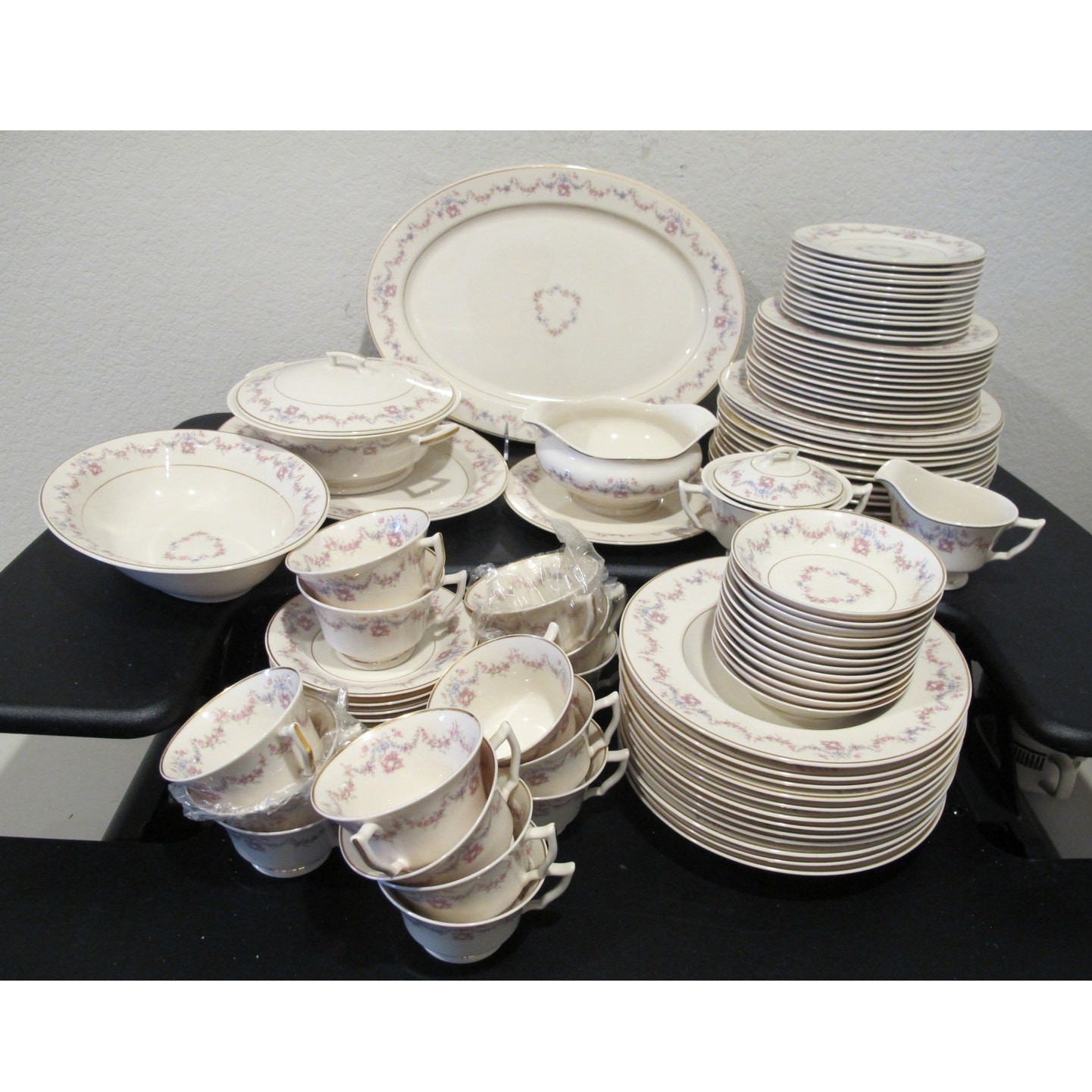 93 Pc. Arcadia by Syracuse Old Ivory Dinner Set – Plates, Cups, Bowls & More