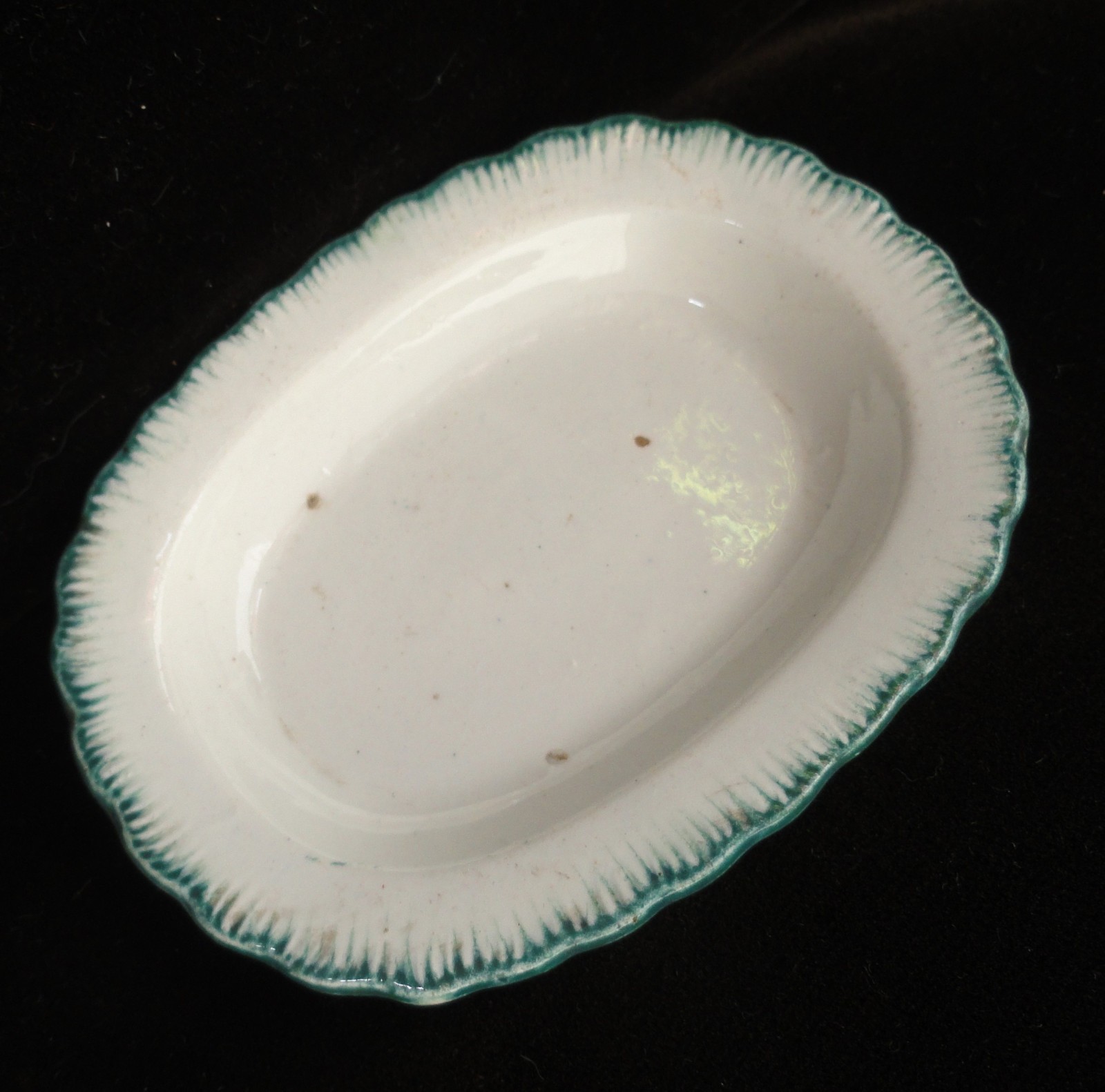 Green Feather Edge Shell Edged Pearlware Toy Platter Davenport c 1825