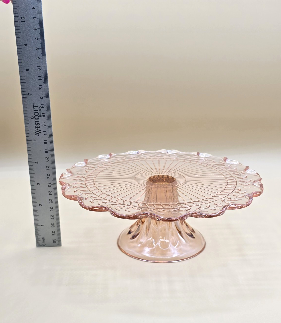 Vintage-like Cambridge Maison Pink Cake Stand By Circleware Crystal 9×3 inches