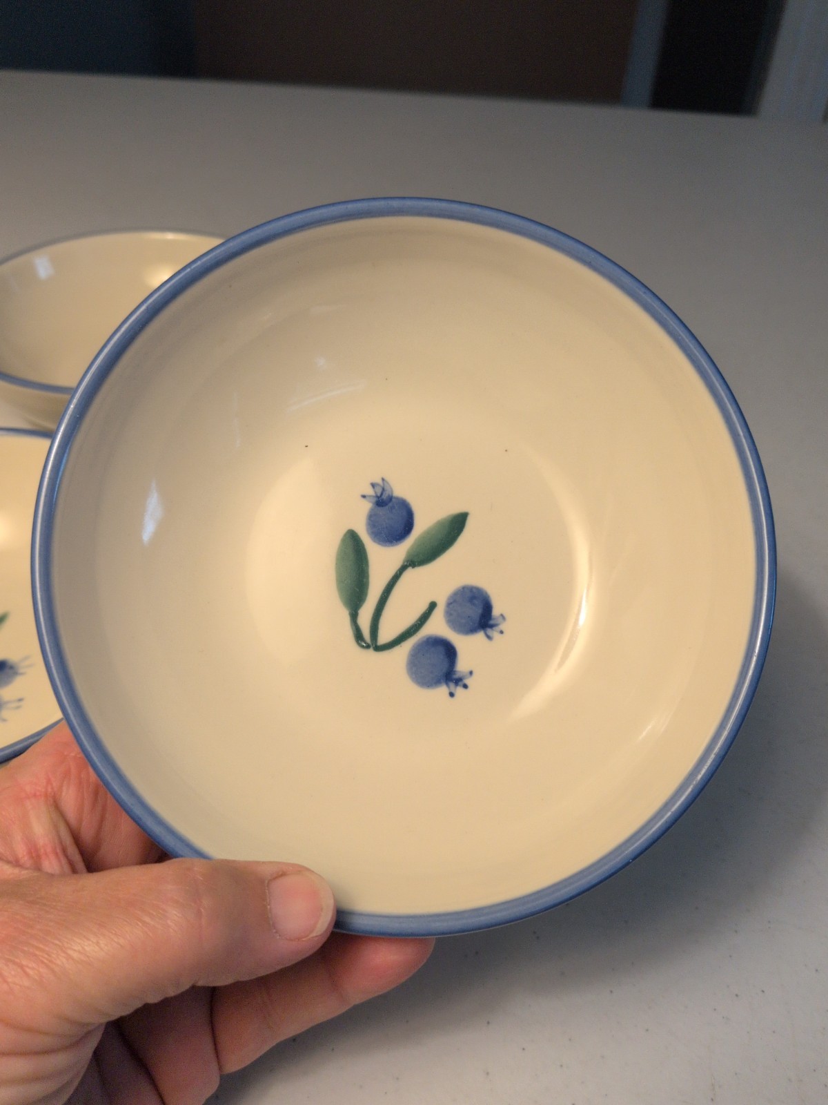 VTG Set Of 2 Hartstone Pottery Soup/Cereal Bowls Wild Blueberry Pattern 6″ Diam