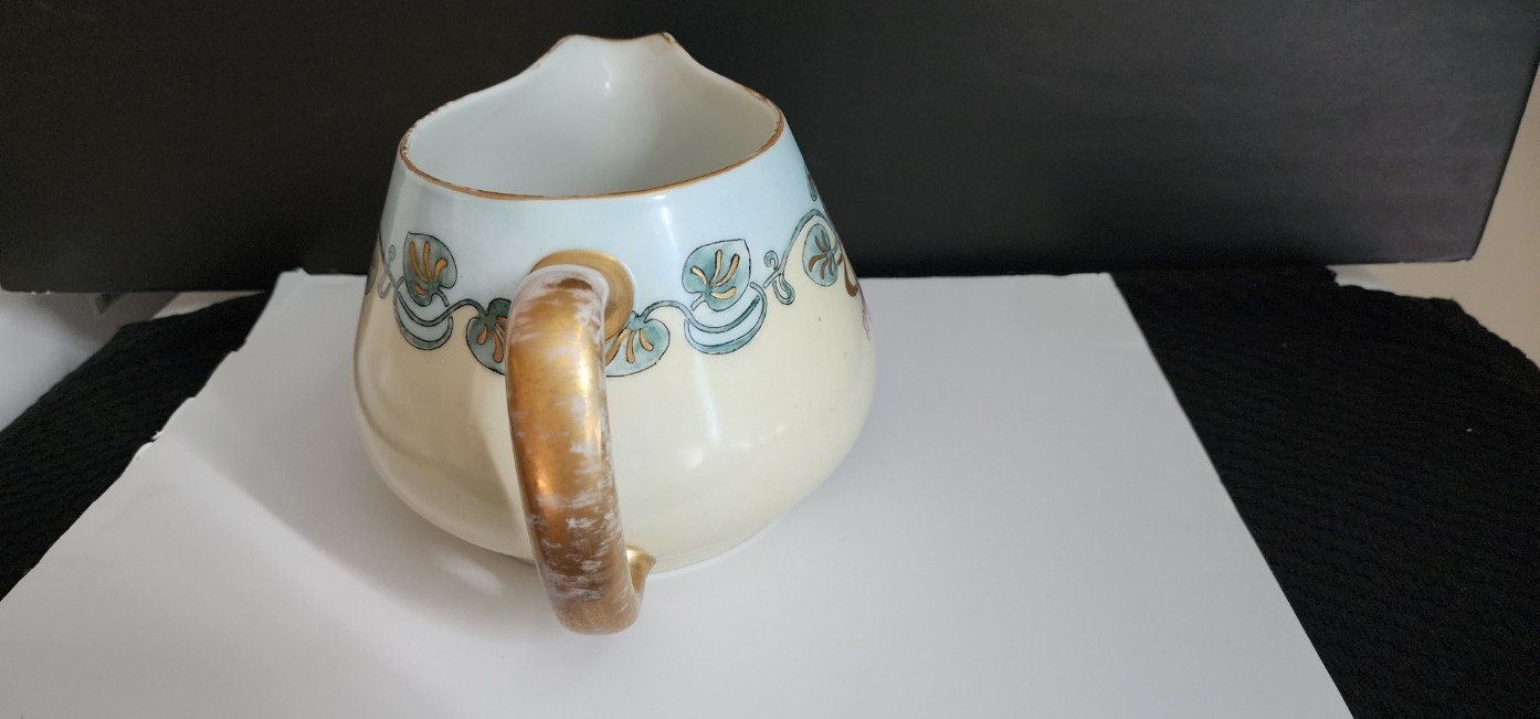 HAVILAND, FRANCE , ANTIQUE PITCHER GOLD TRIM WITH IVY/LILY DESIGN, Luster Inside