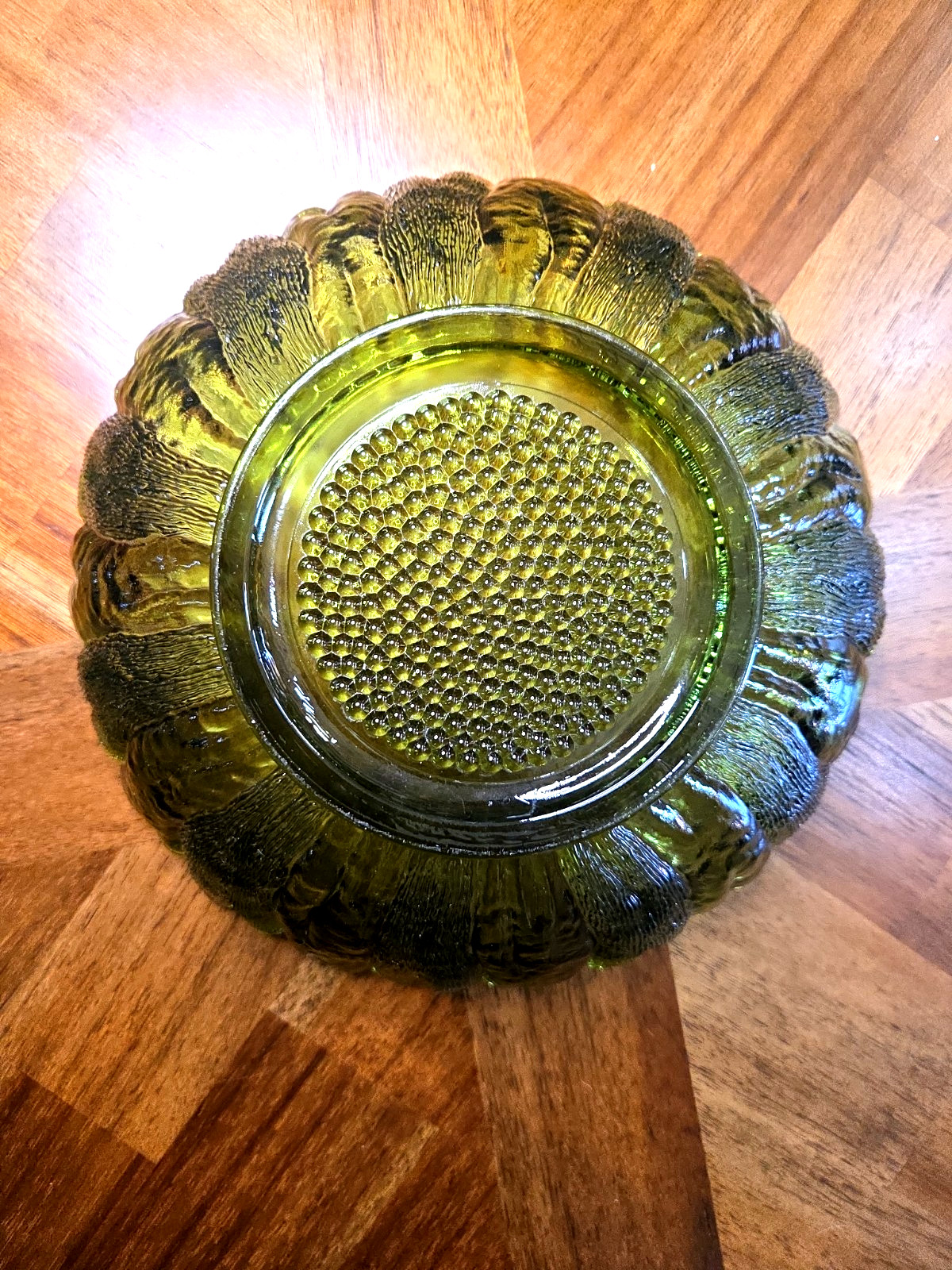 Vintage Indiana Glass Olive Green Display Bowl-Retro Centerpiece Bowl-Fruit Bowl