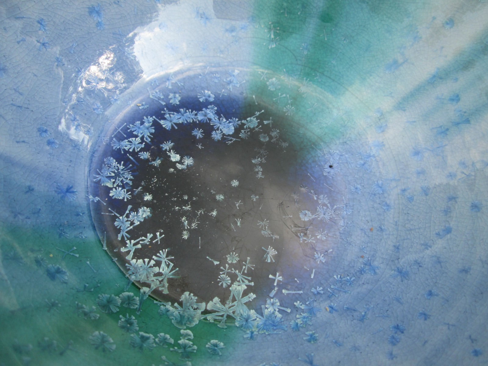 Edgecomb Potters Turquoise blue Scalloped Bowl Pottery Crystalline drip Glaze 9″