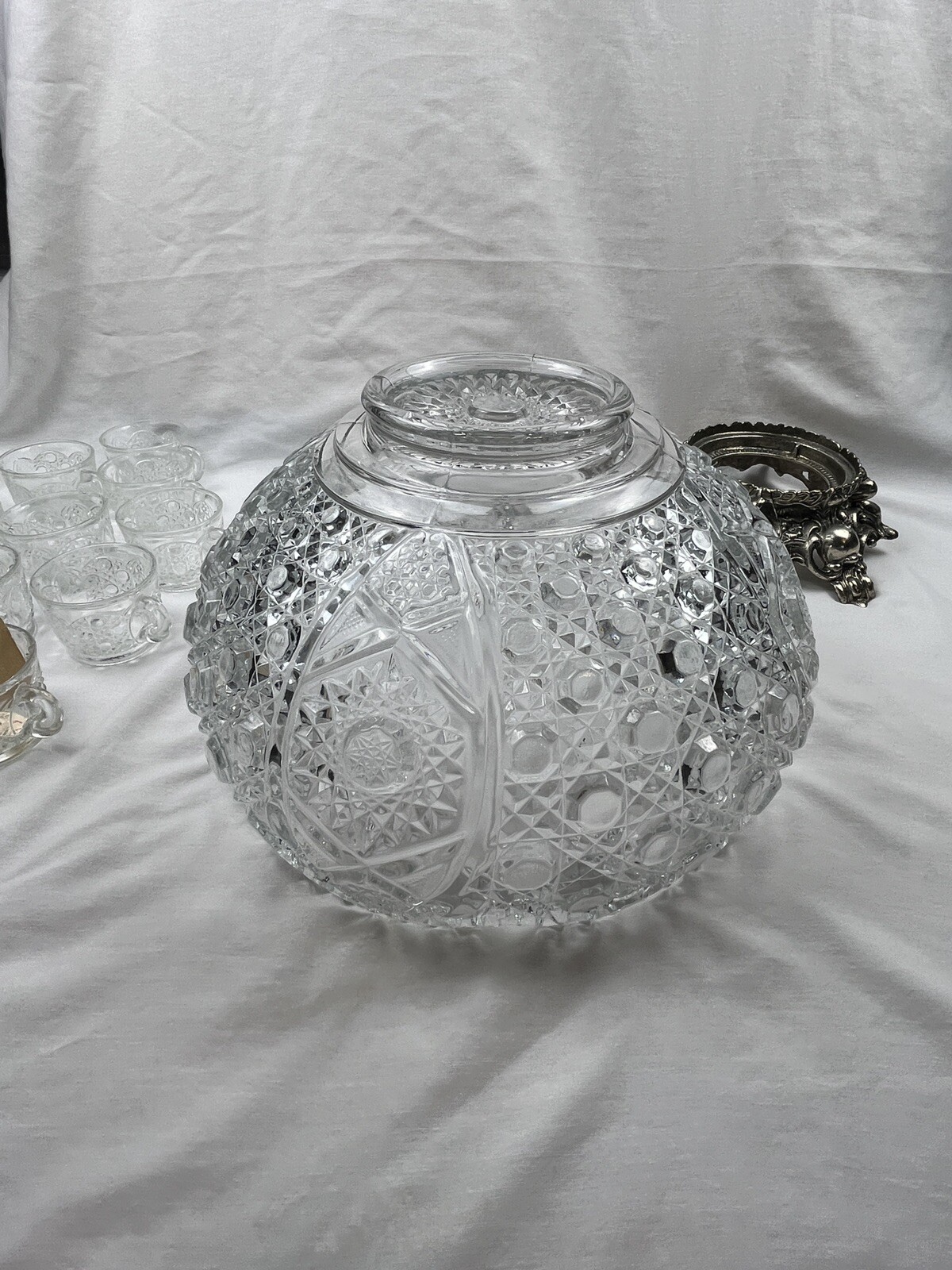 L.E.. Smith Daisy Button Punch Bowl Cup Set W/ Metal Stand Vintage MCM 1950s