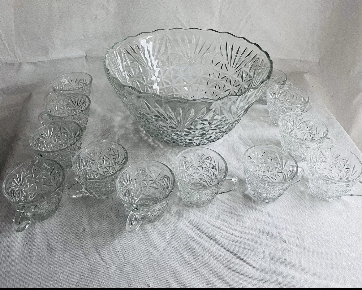 Vintage Anchor Hocking Arlington Punch Bowl Set w/ 13 Cups