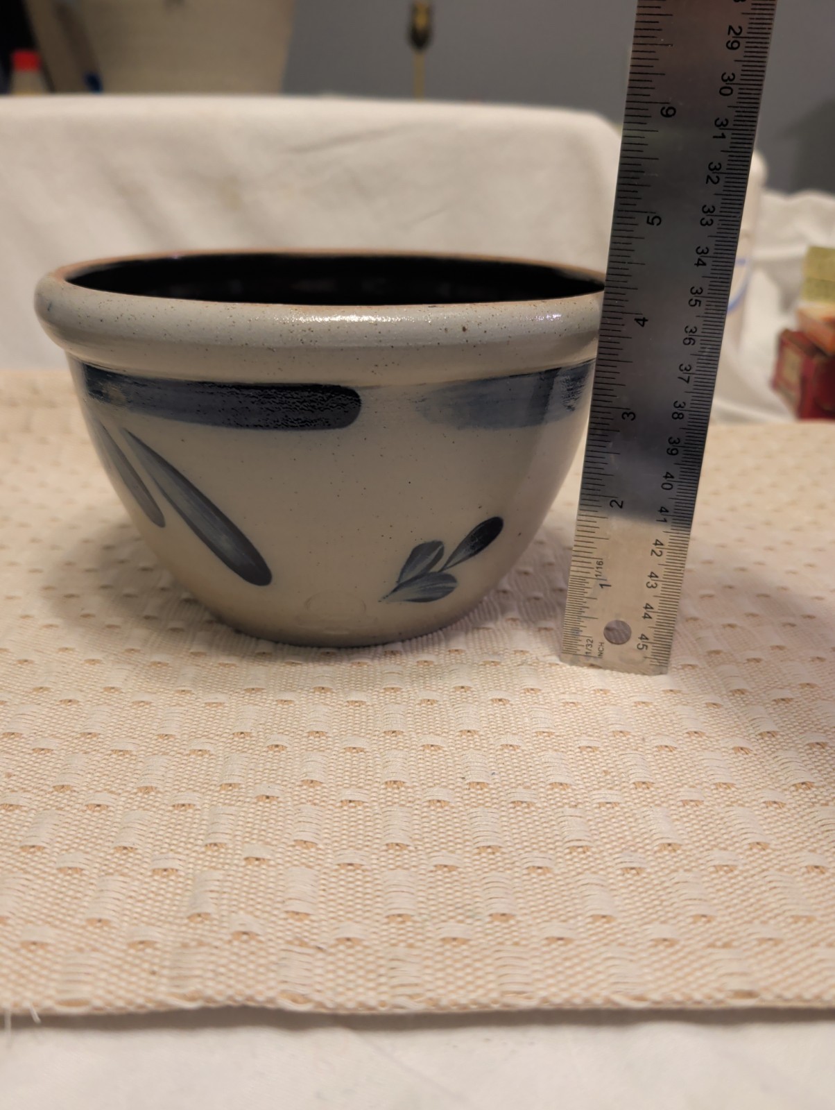 Rowe Pottery Works 4.5″ Salt-Glazed Blue Slip-Painted Leaf Motif Bowl
