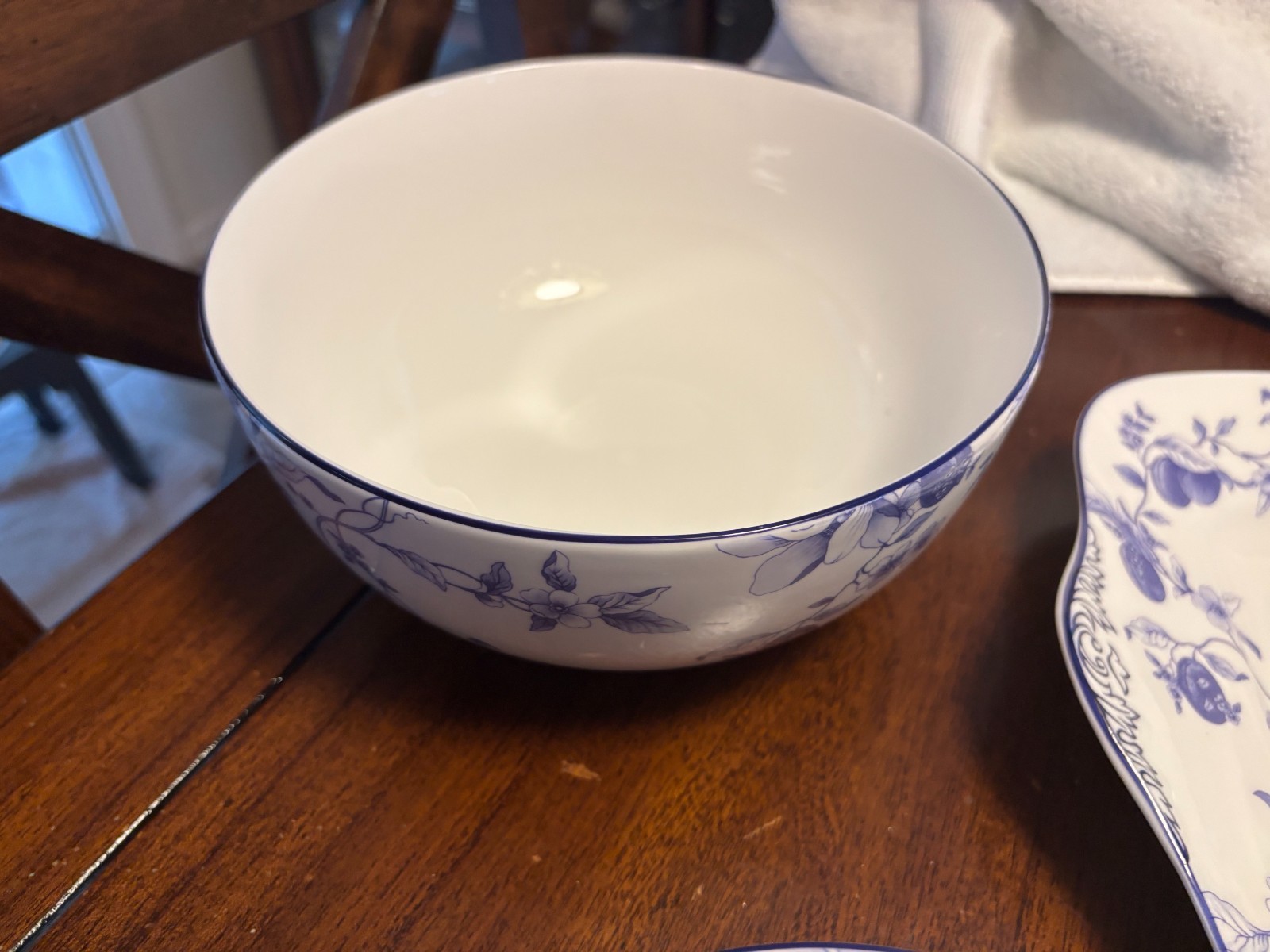 Wedgewood Blue Plum Dinnerware – Made in England