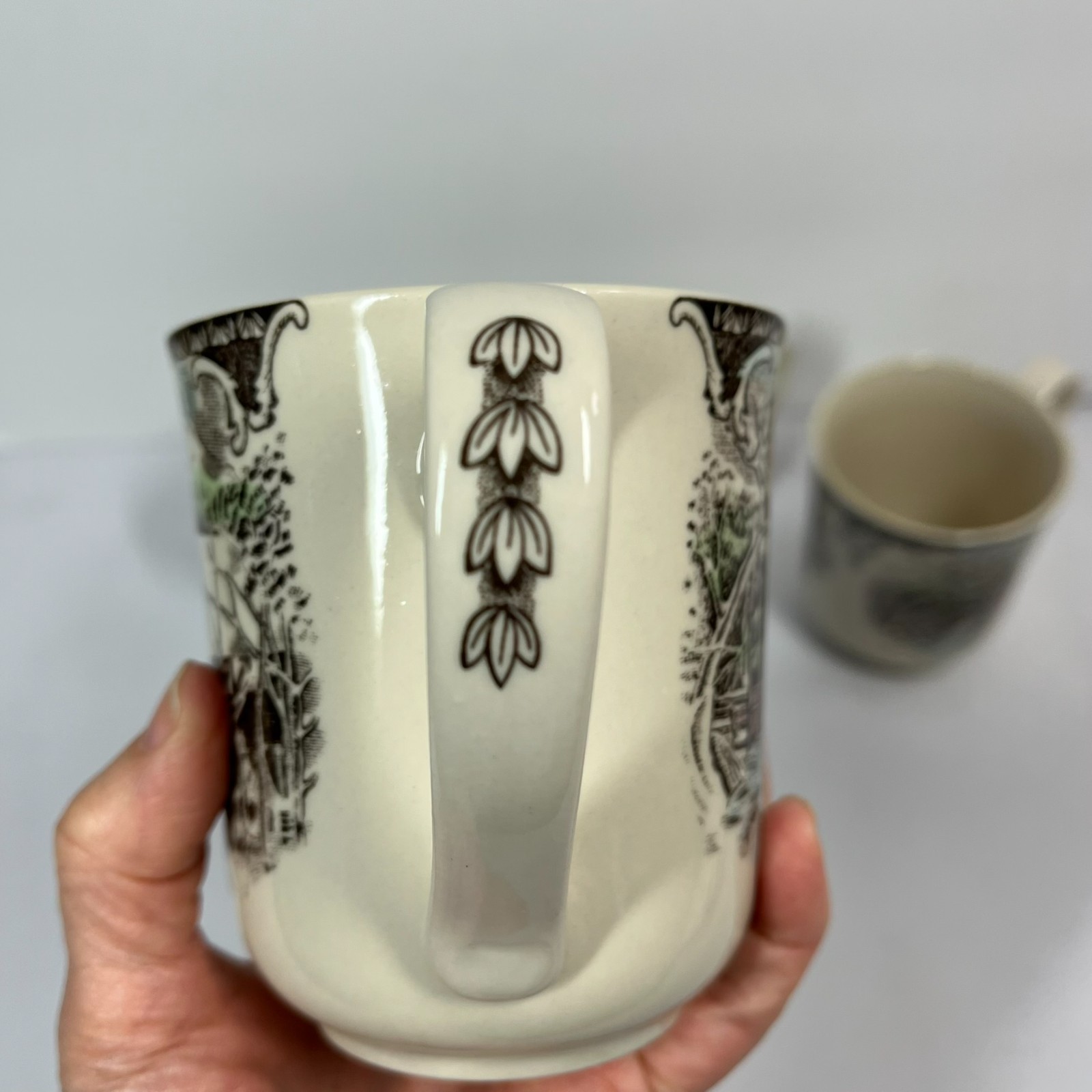 Set of 4 Johnson Brothers Friendly Village Covered Bridge 12 oz. Coffee Mugs