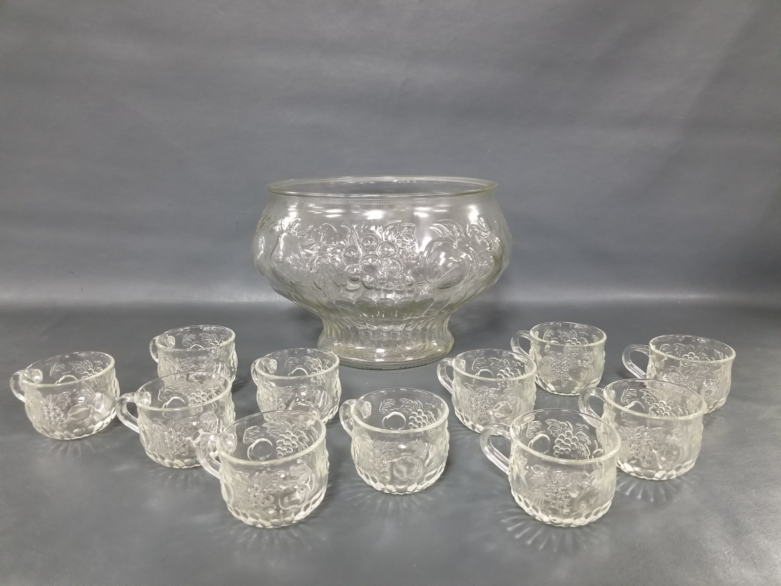 VTG 1950s Jeannette Glass Harvest Grape Punch Bowl + Cups Fruit in Original Box