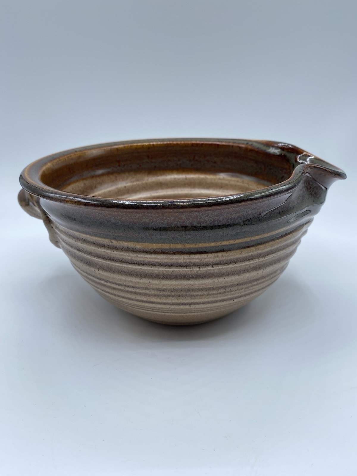 Studio Art Pottery Beige Brown Drip Glaze Ribbed Bowl w/Handle and Spout