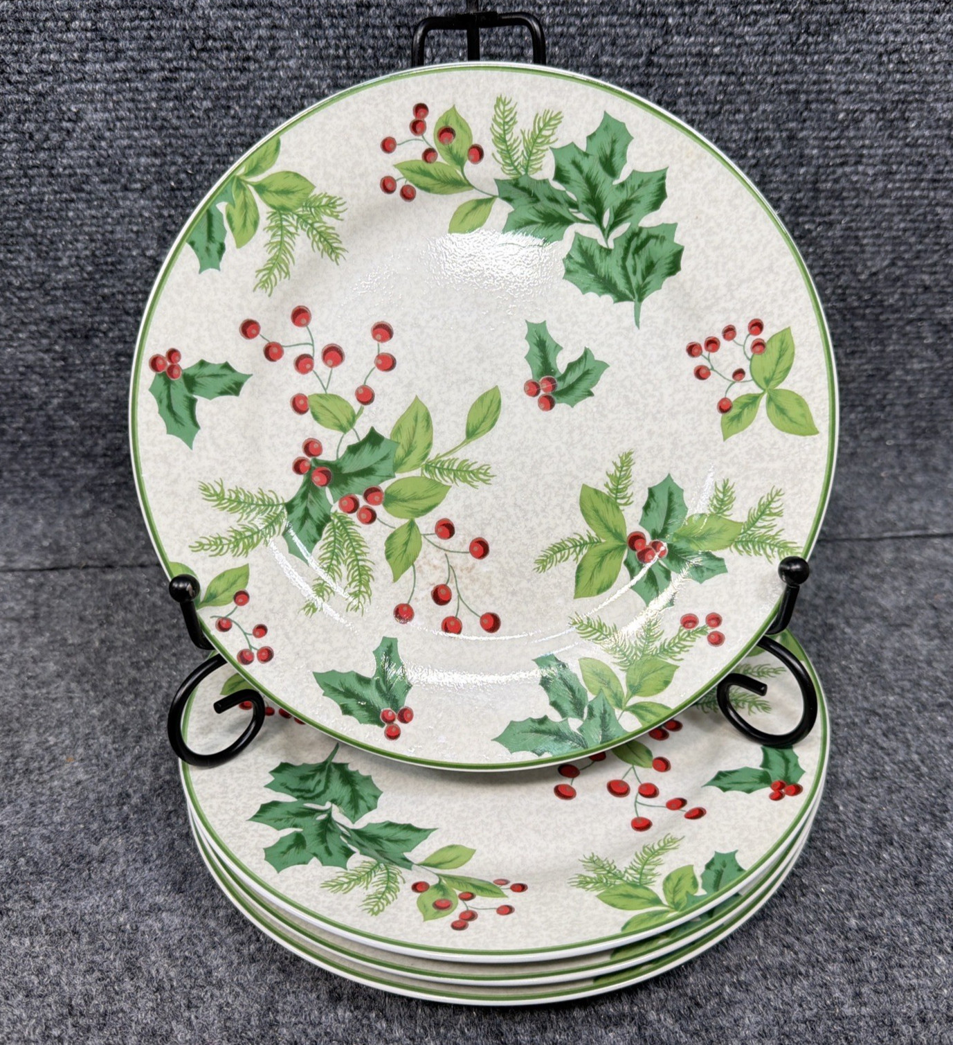 Lillian Vernon Holly & Berries Green LV17 12 pcs Dinner & Salad Plates & Bowls