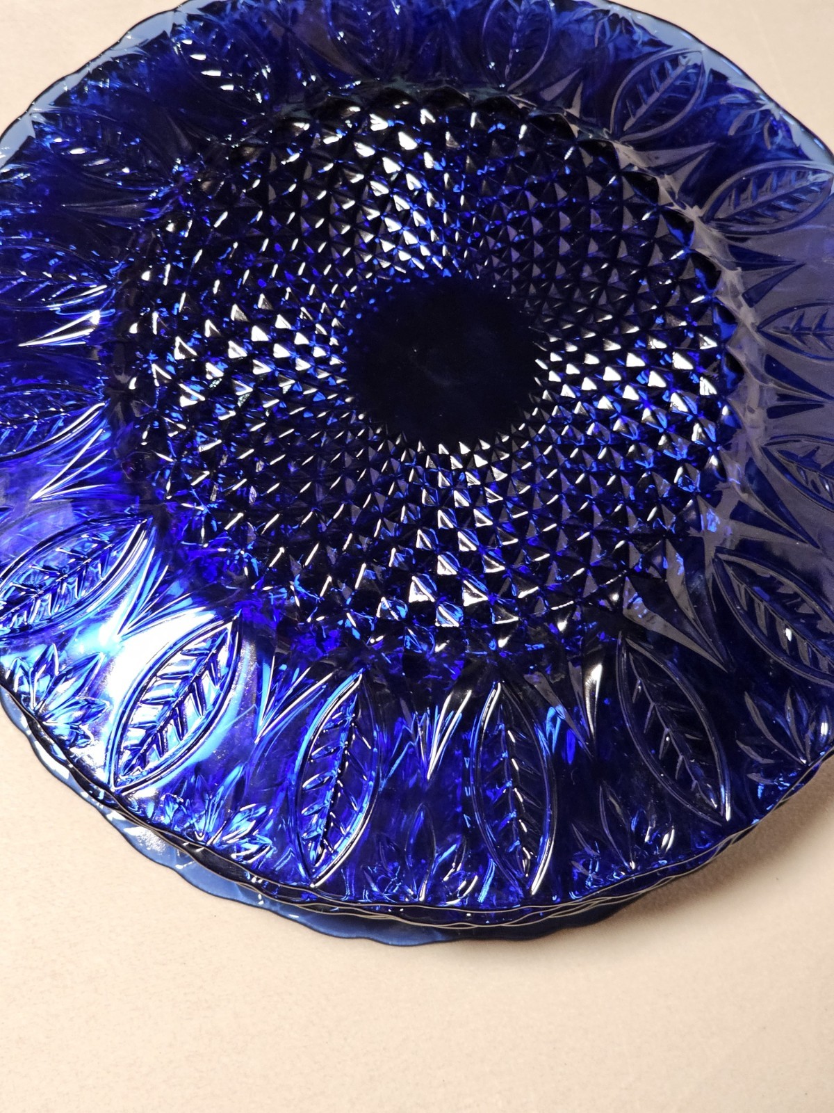 Avon Royal Sapphire Cobalt Blue Glass Set of 8 Salad/Dessert Plates 7.75in